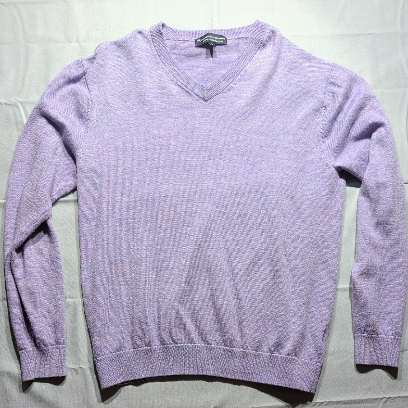 Hart Schaffner Marx Men Sweater Lavendar Size Medium 100% Fine Merino Wool