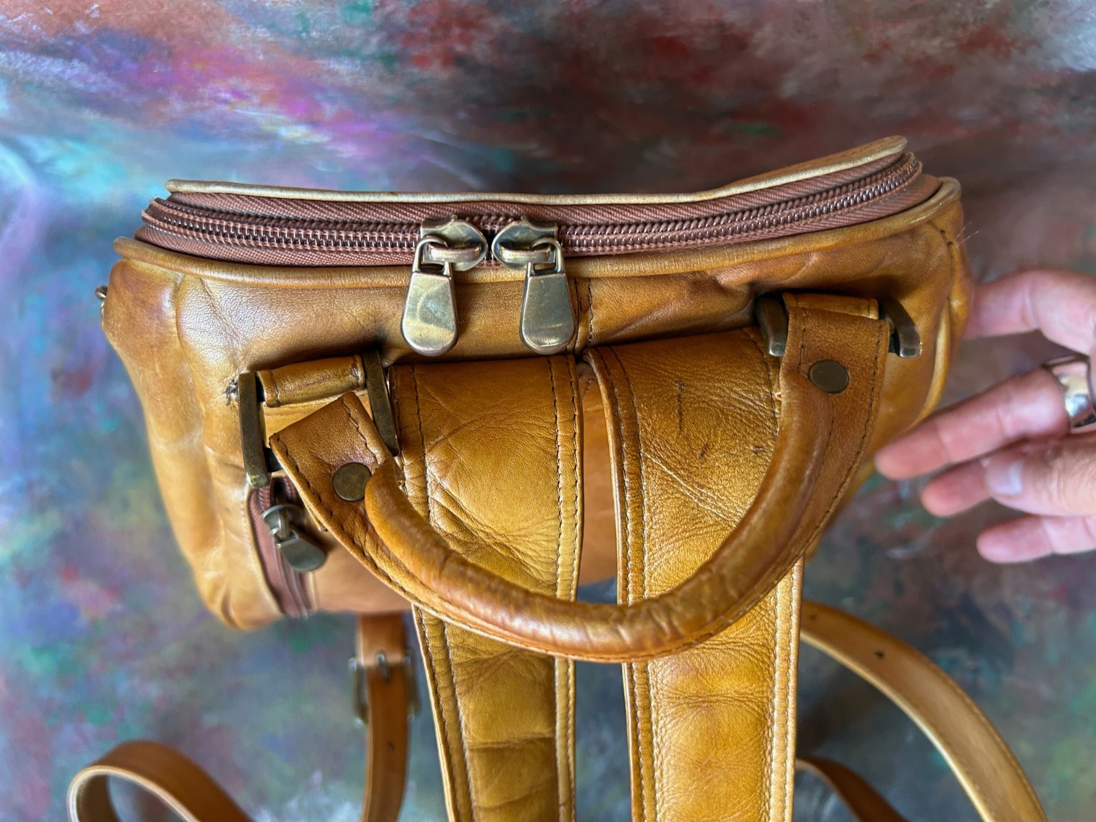 Vintage LE DONNE Saddle-Tan Leather Backpack, Made in Colombia