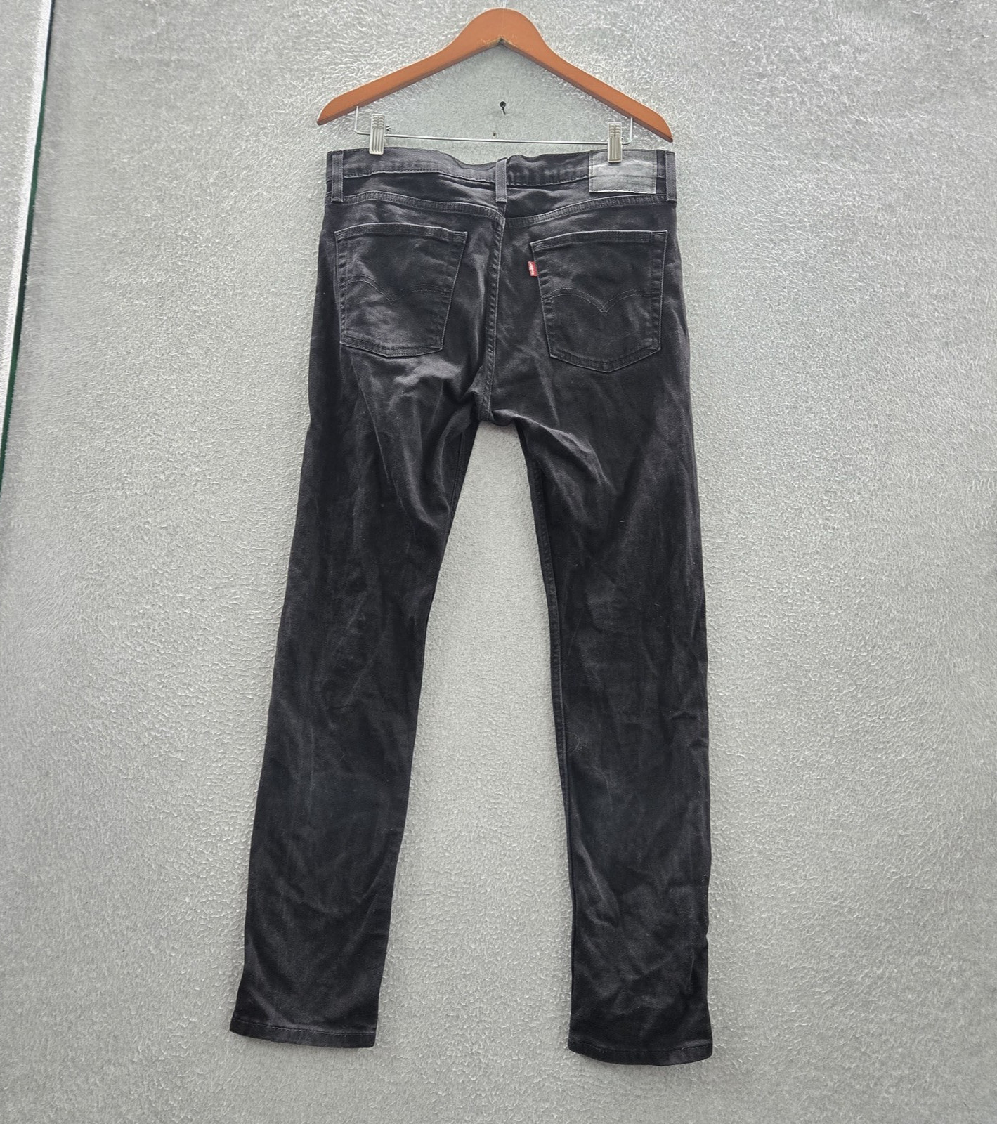 Levi’s 510 Men Jeans 34X32 Black Denim Skinny Fit 29″ Inseam Mid Rise Pockets