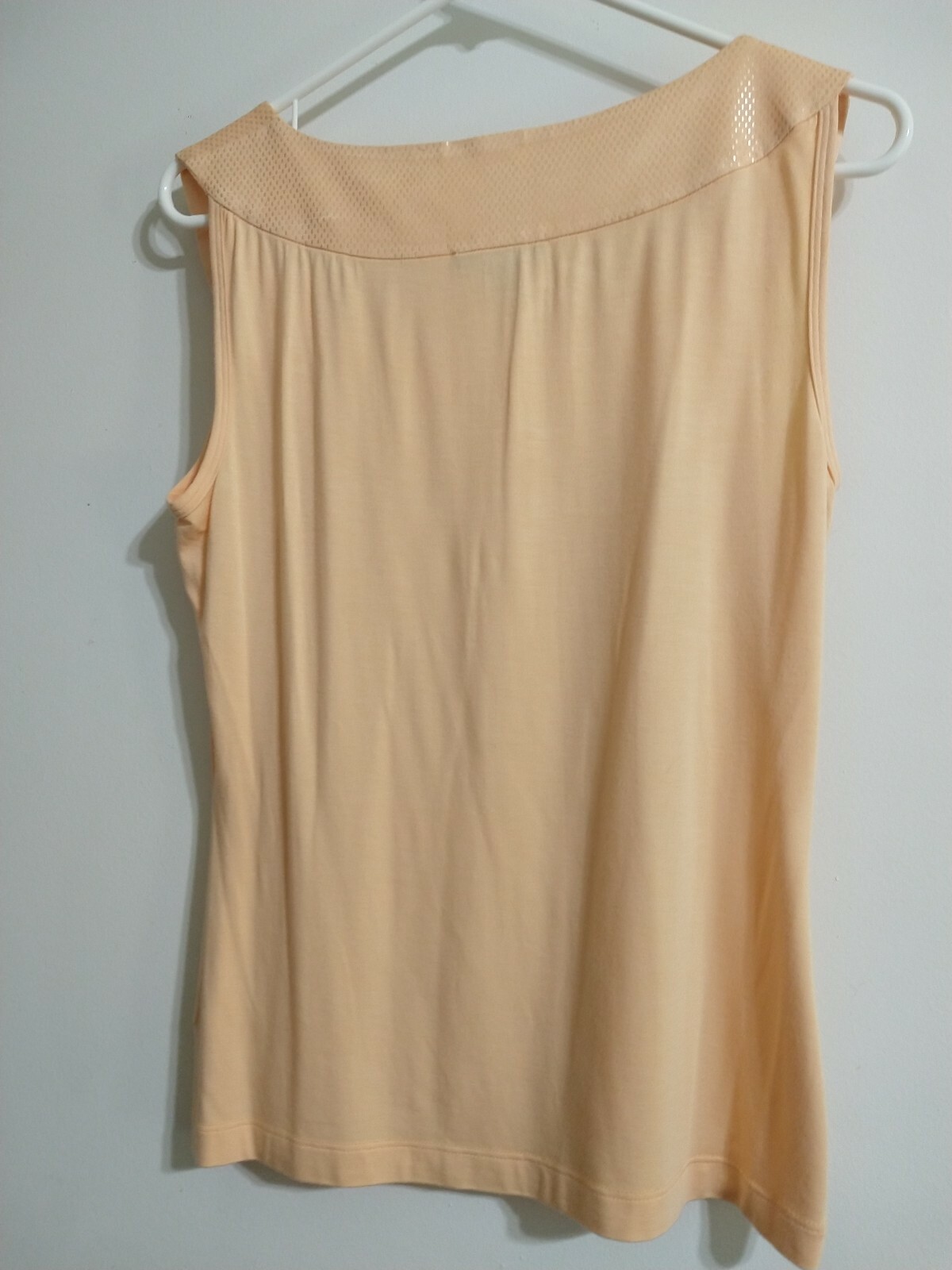 St John M Medium Tank Top Shirt 5% Spandex 95% Viscose Soft orange Sleeveless