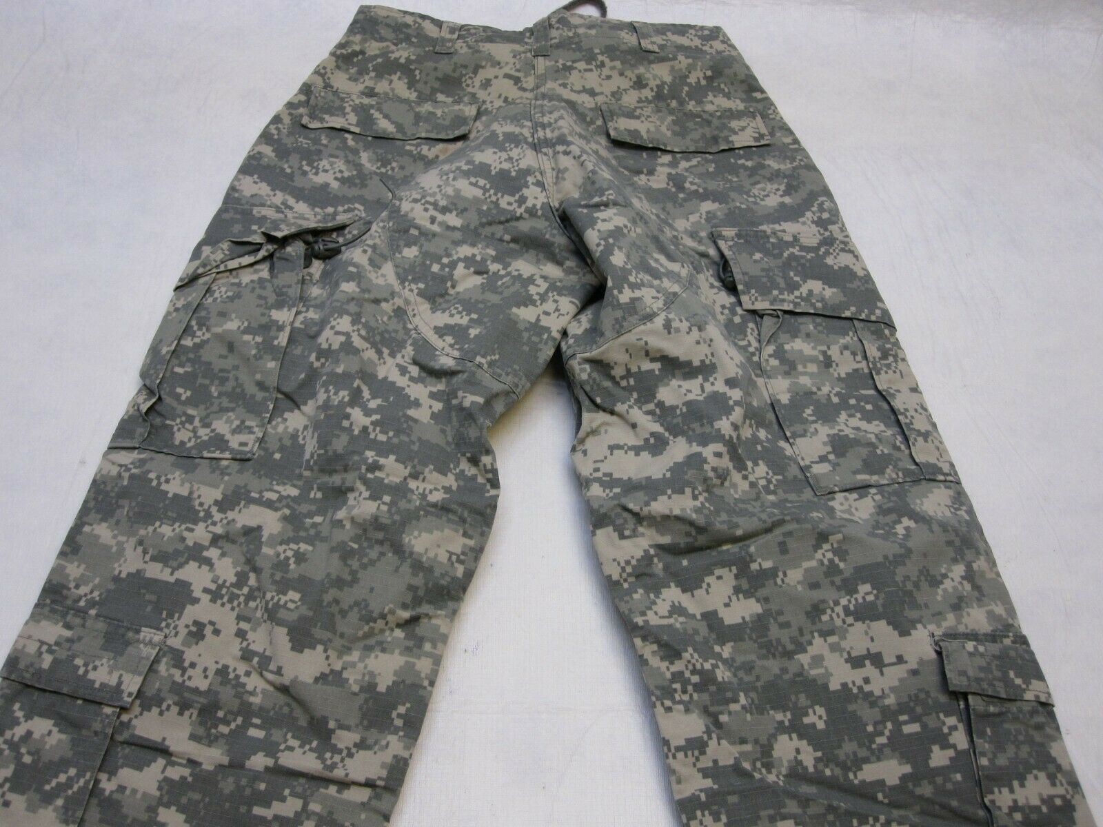 USGI ARMY ISSUE ACU DIGITAL COMBAT UNIFORM PANTS 50/50 COTTON/NYLON BOTTOMS USED