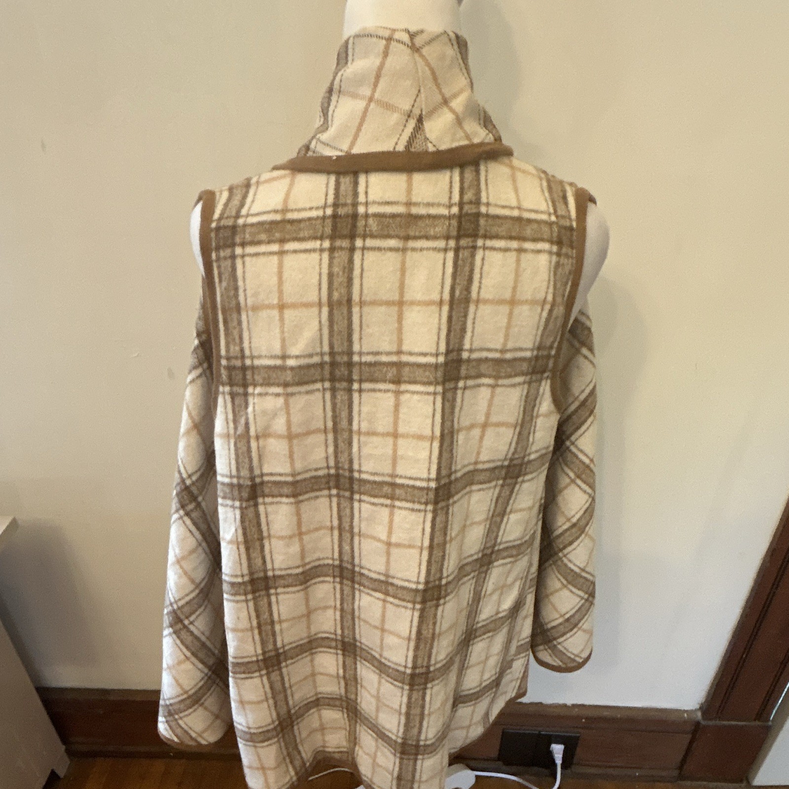 Altard State Women’s Plaid Shawl/Wrap Beige Brown White Trim Hand Wash