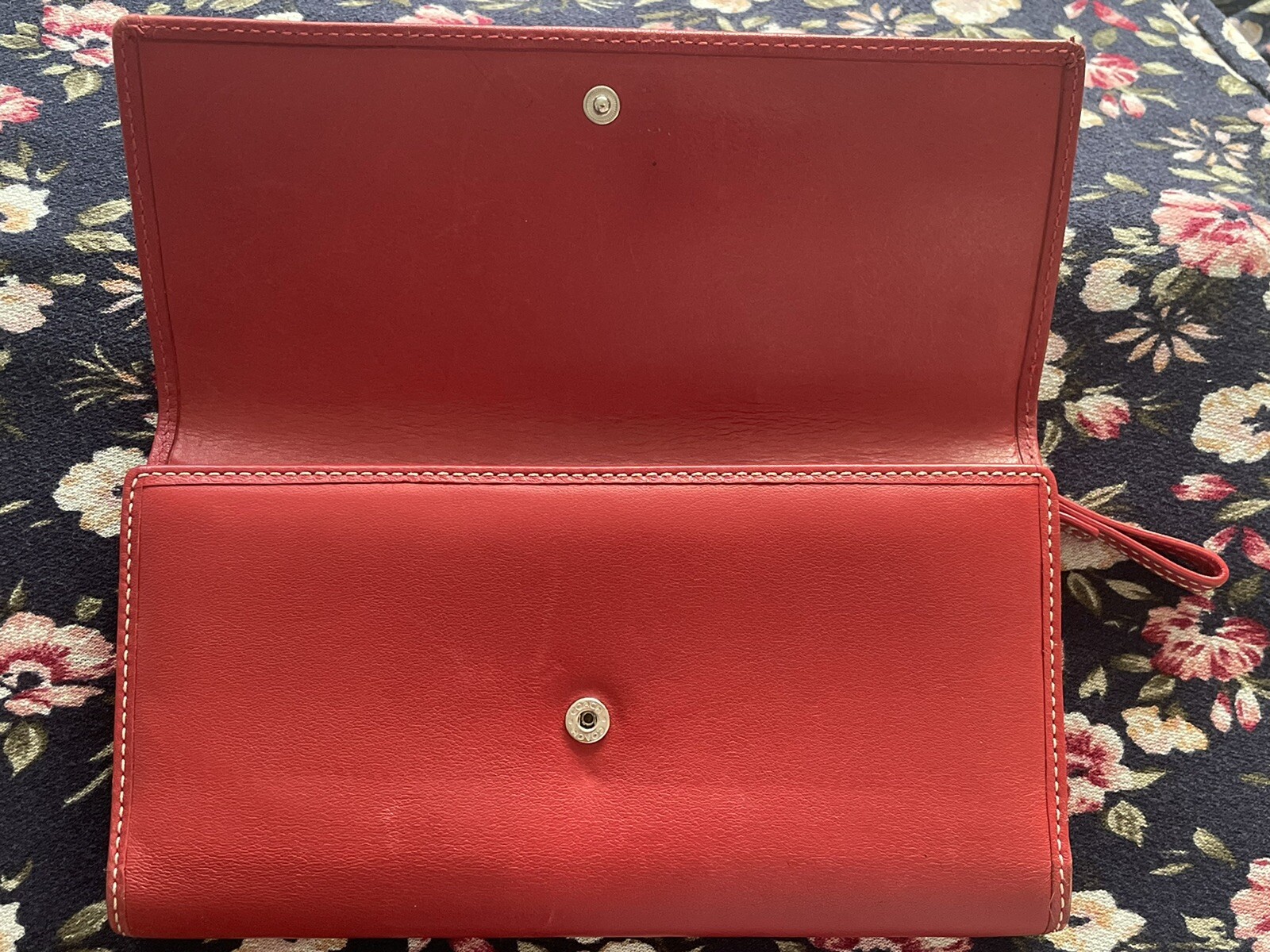 COACH Hampton Red Leather Trifold Envelope Wallet 7.75″x 4″