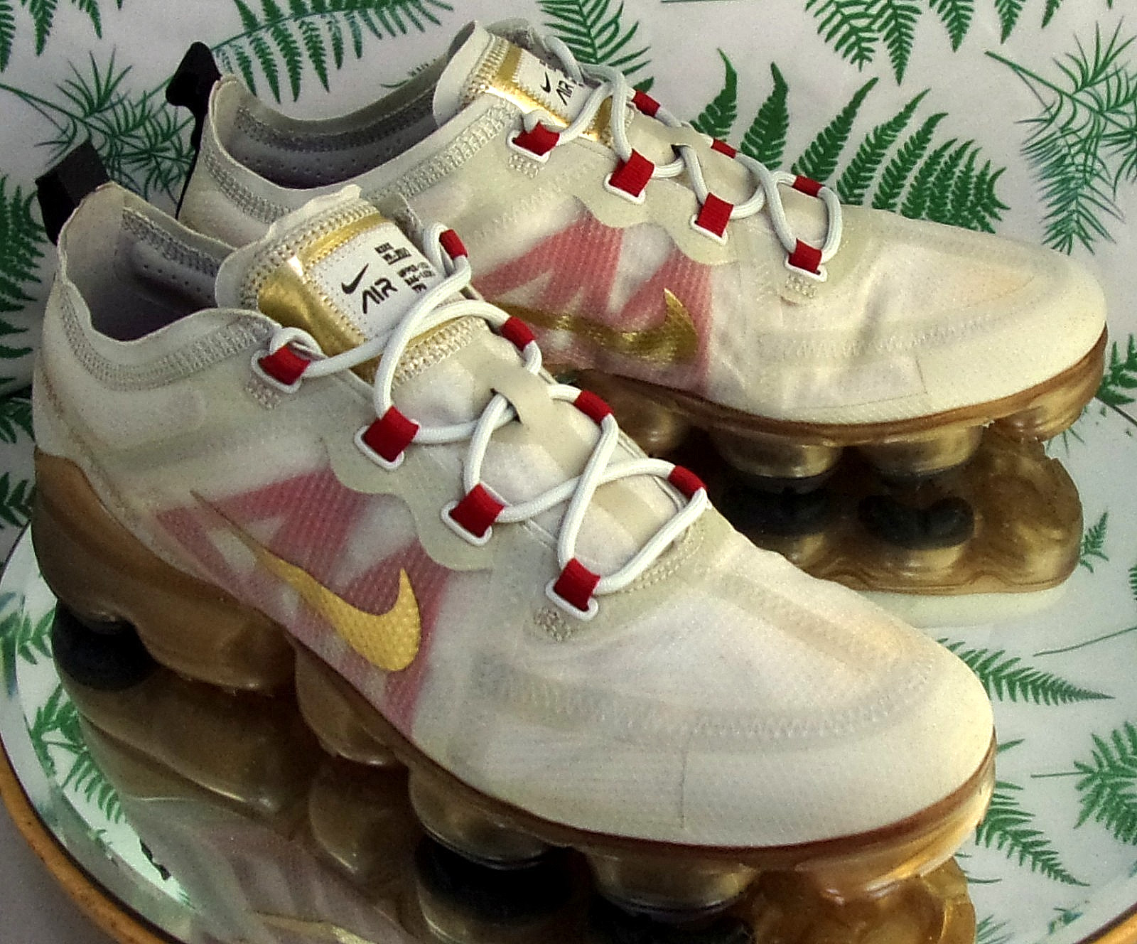 NIKE AIR VAPORMAX 2019 WHITE MESH SNEAKERS RUNNING ATHLETIC SHOES US MENS SZ 9