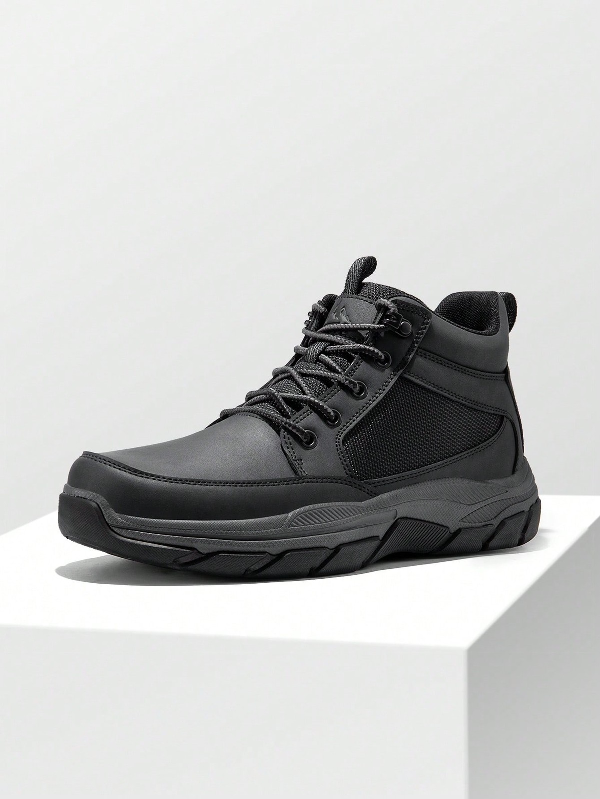 NORTIV 8 Men’s Hiking Boots Lightweight Fashion Casual Chukka Ankle Boots