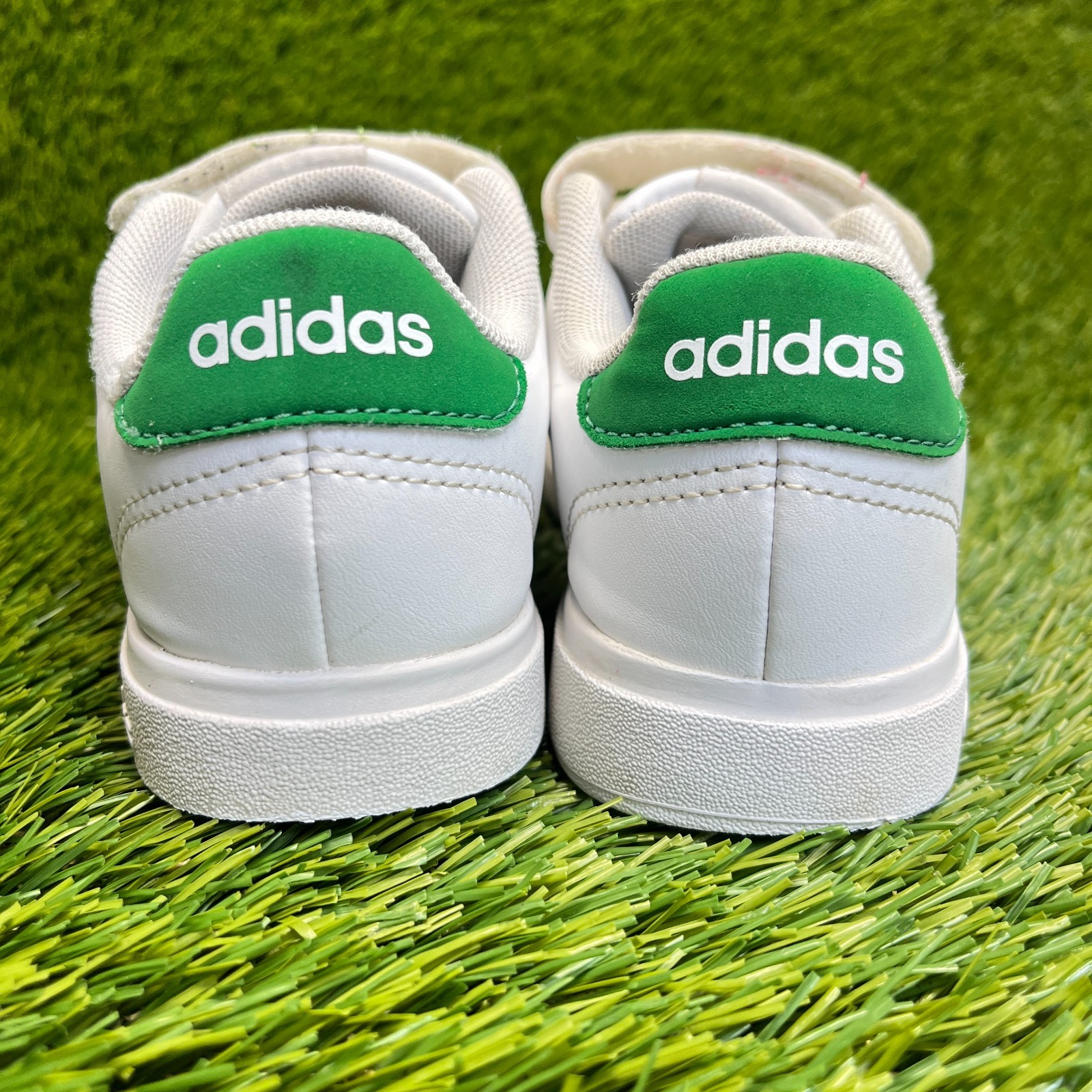 Adidas Advantage Base 2.0 Boys Size 11.5K White Athletic Leather Shoes Sneakers