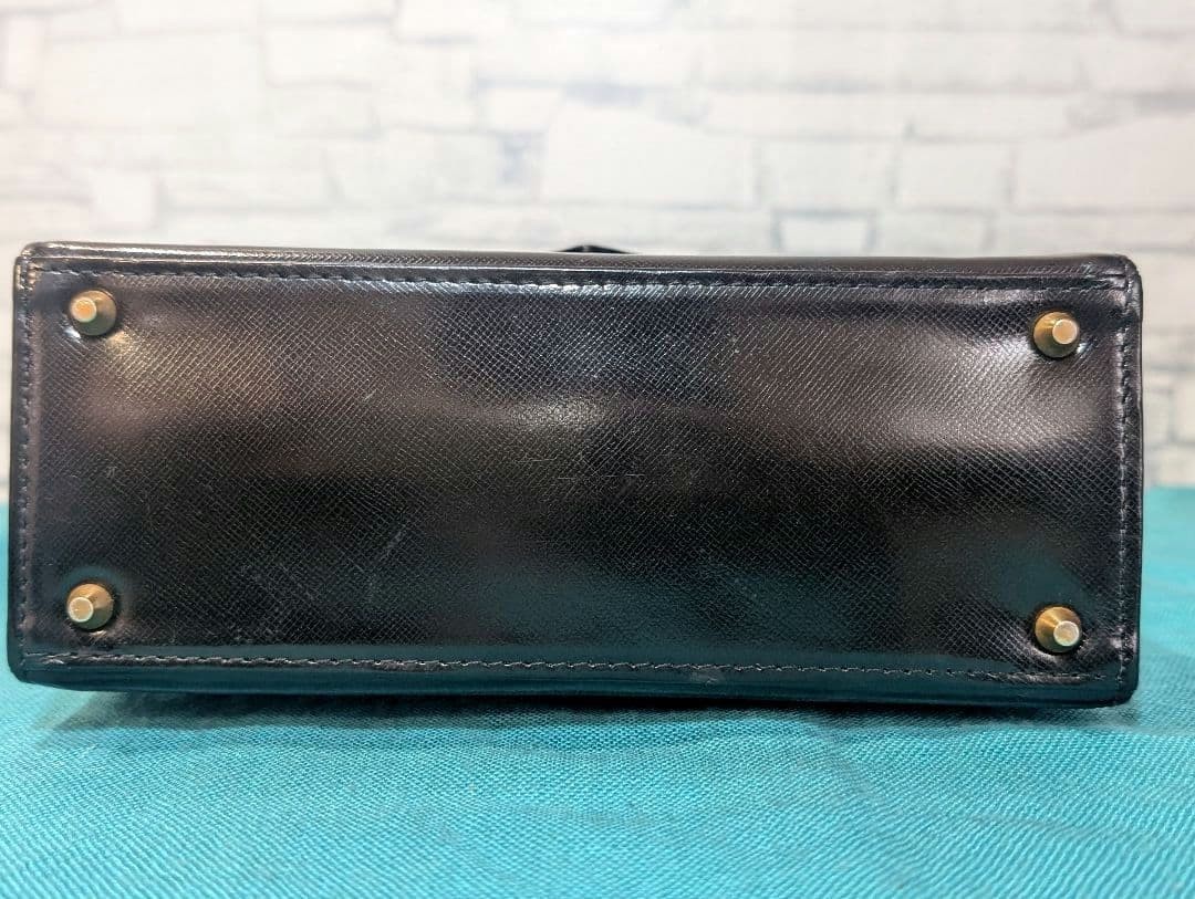 Yves Saint Laurent YSL Black Leather Crossbody Bag 8×8.3×2.8in Used