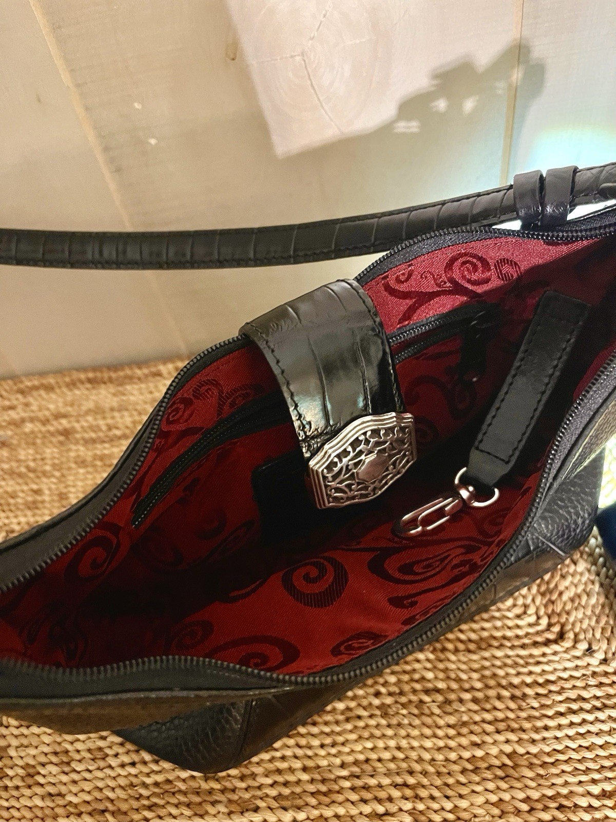 Brighton Black Small Pebbled Shoulder Bag Zip Red Lining Silver Heart Charm