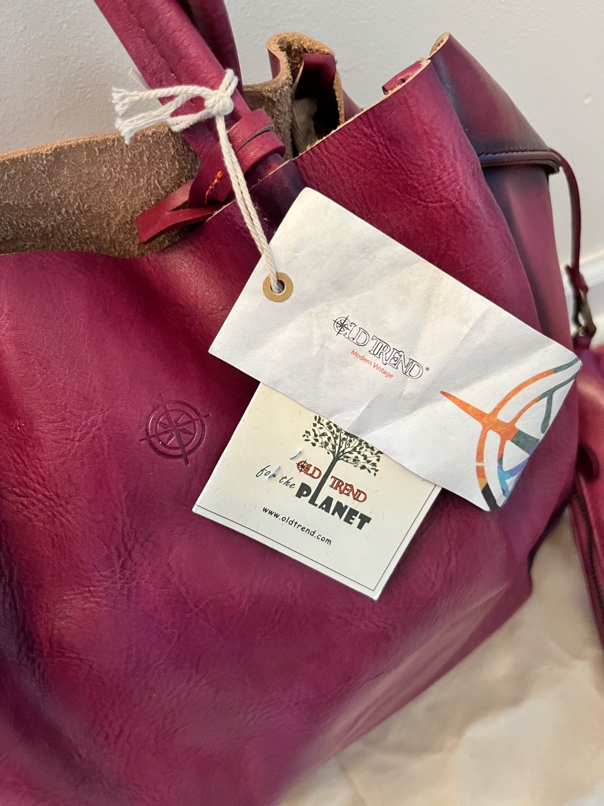 Old Trend Sprout Land Exra-Large Leather Tote Bag $285 Orchid NEW WITH DUST BAG