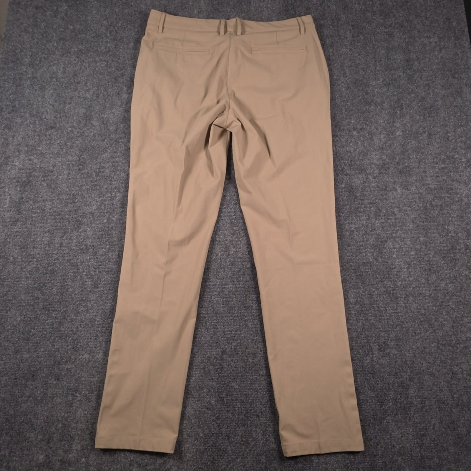 NWT Quince Performance Stretch Technical Dress Pants Mens 32×32 Sand Dune Golf