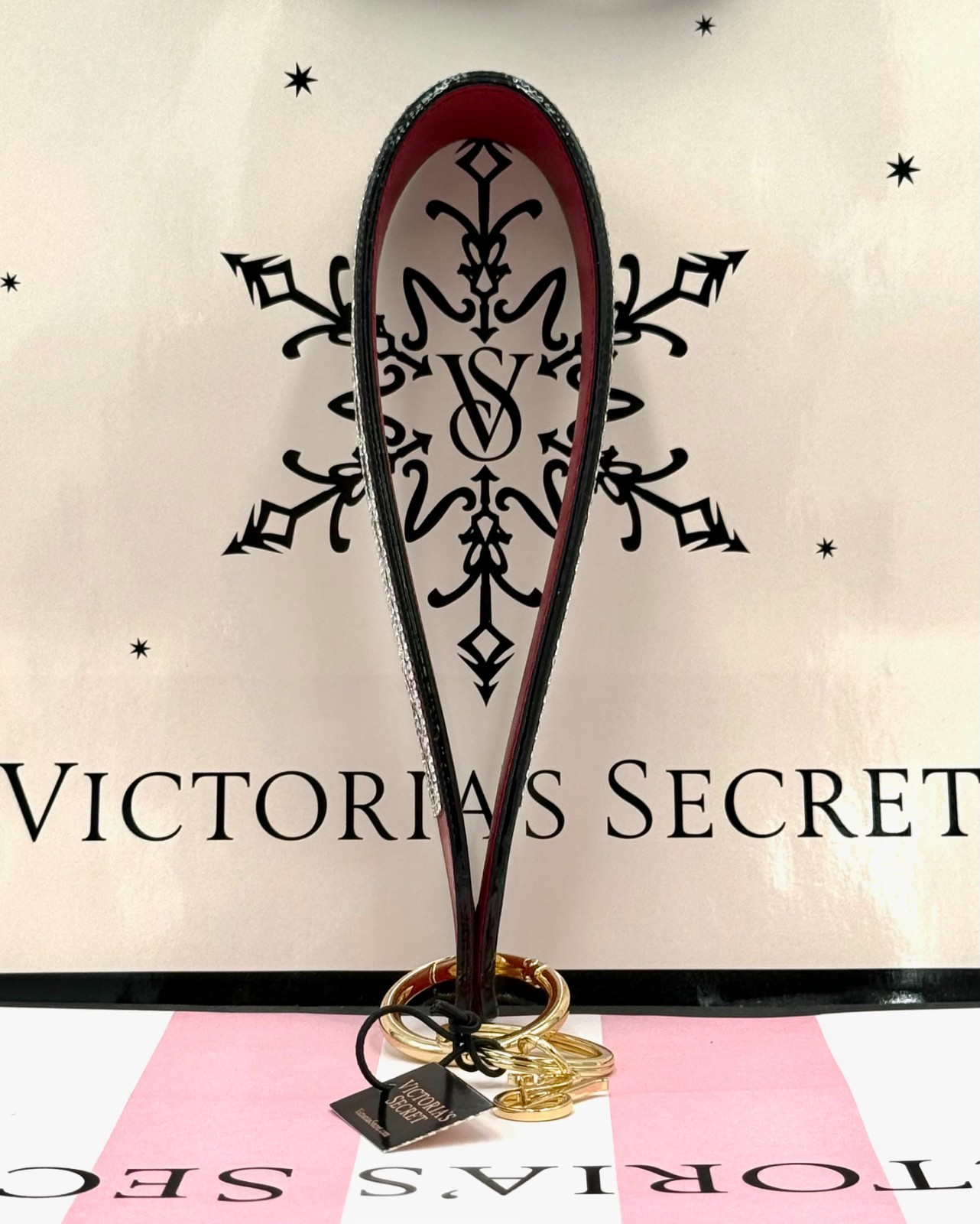 Victoria’s Secret Wristlet Strap Keychain Bling Red Heart Breaker Rhinestone New