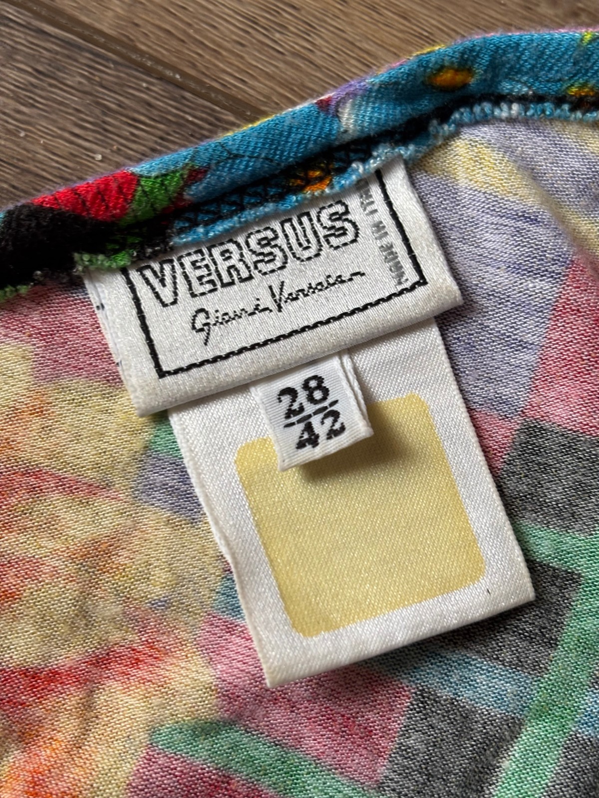 Versus Versace Floral Cotton Stretchy Dress Vintage 90′ Size 42 .