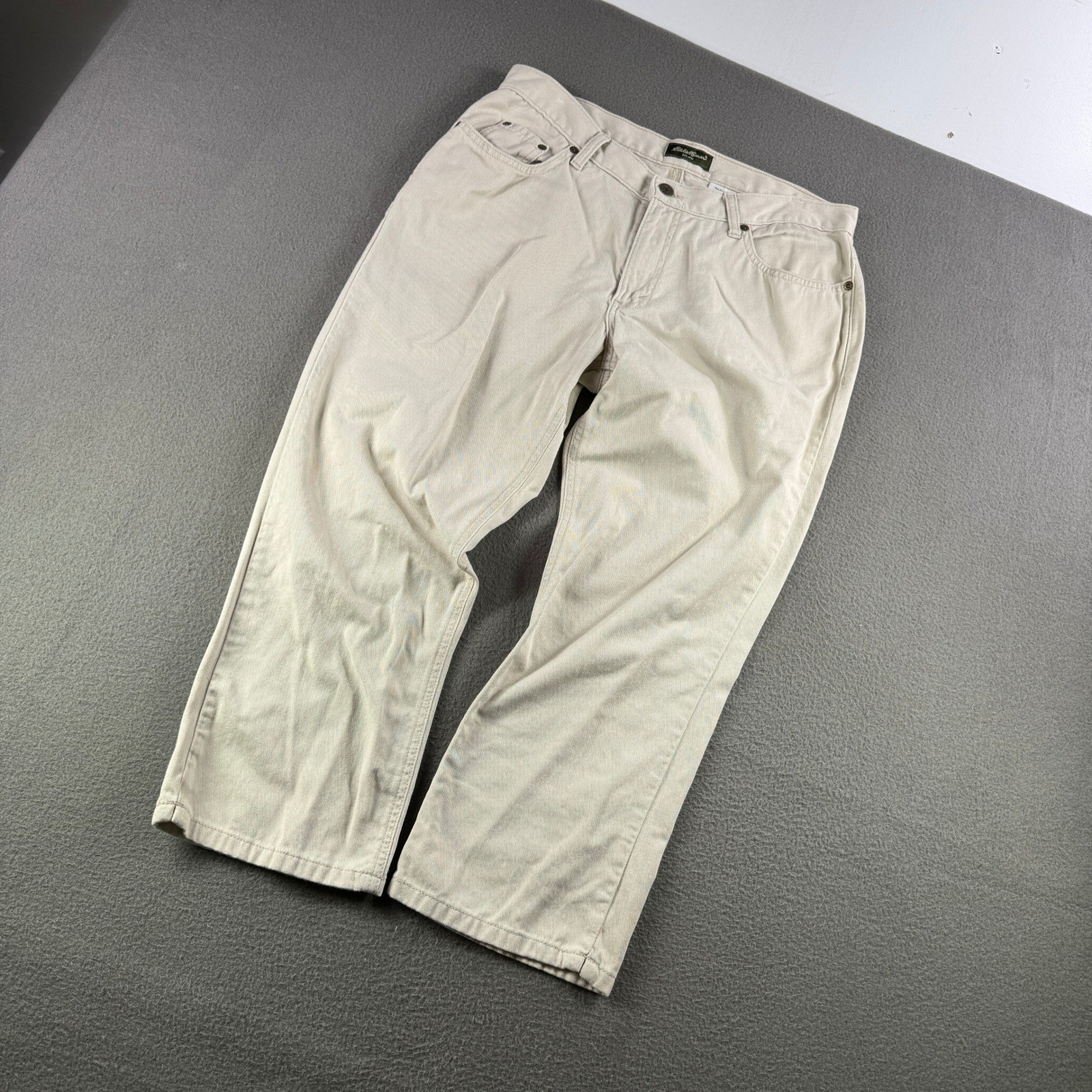 Eddie Bauer Pants Men/Women 32×24 Beige Chino Style Cotton Casual Travel Lounge