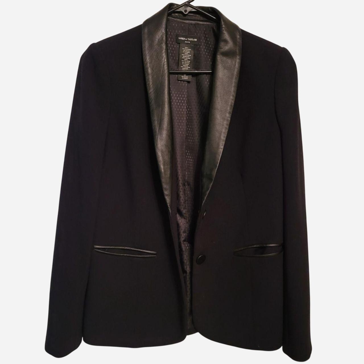 Lord and Taylor size 10P Women’s Black Blazer with a sleek leather lapel
