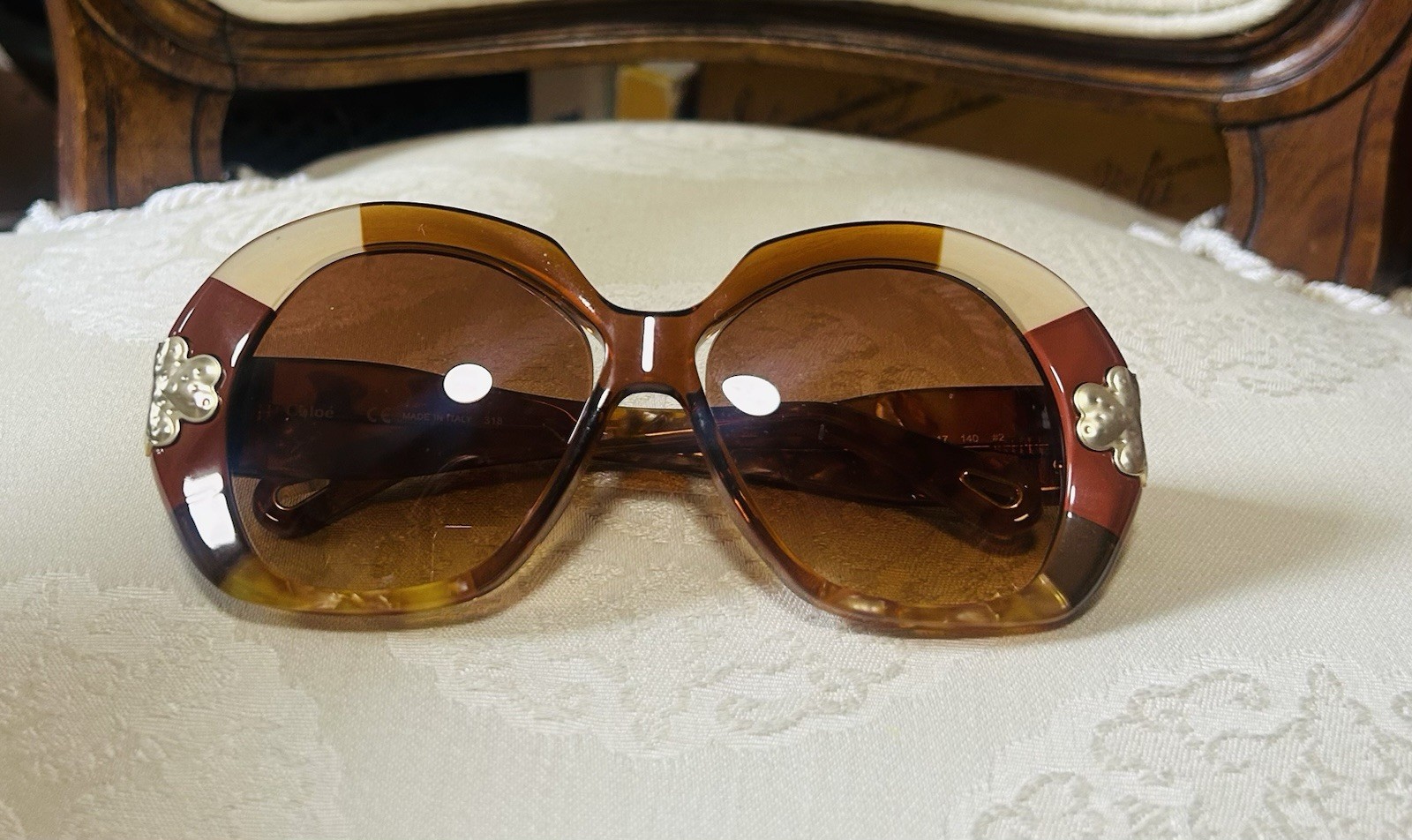 Chloé Women’s Oversized Tortoise Shell Brown Gradient Sunglasses UV400 135mm