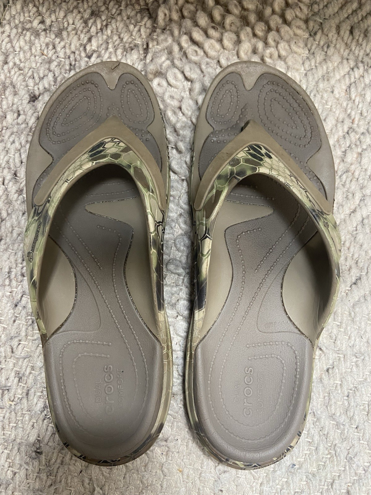 Crocs Flip Flop Unisex Camouflage Sandals Mens 10 Women’s 12 Realtree #202641