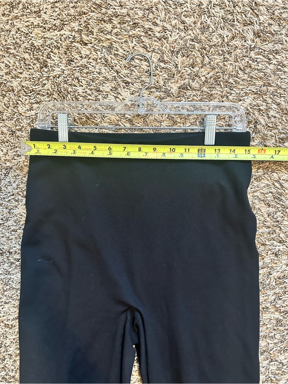 SPANX Black Seamless High Waisted Leggings Angle Zipper Size L Slimming