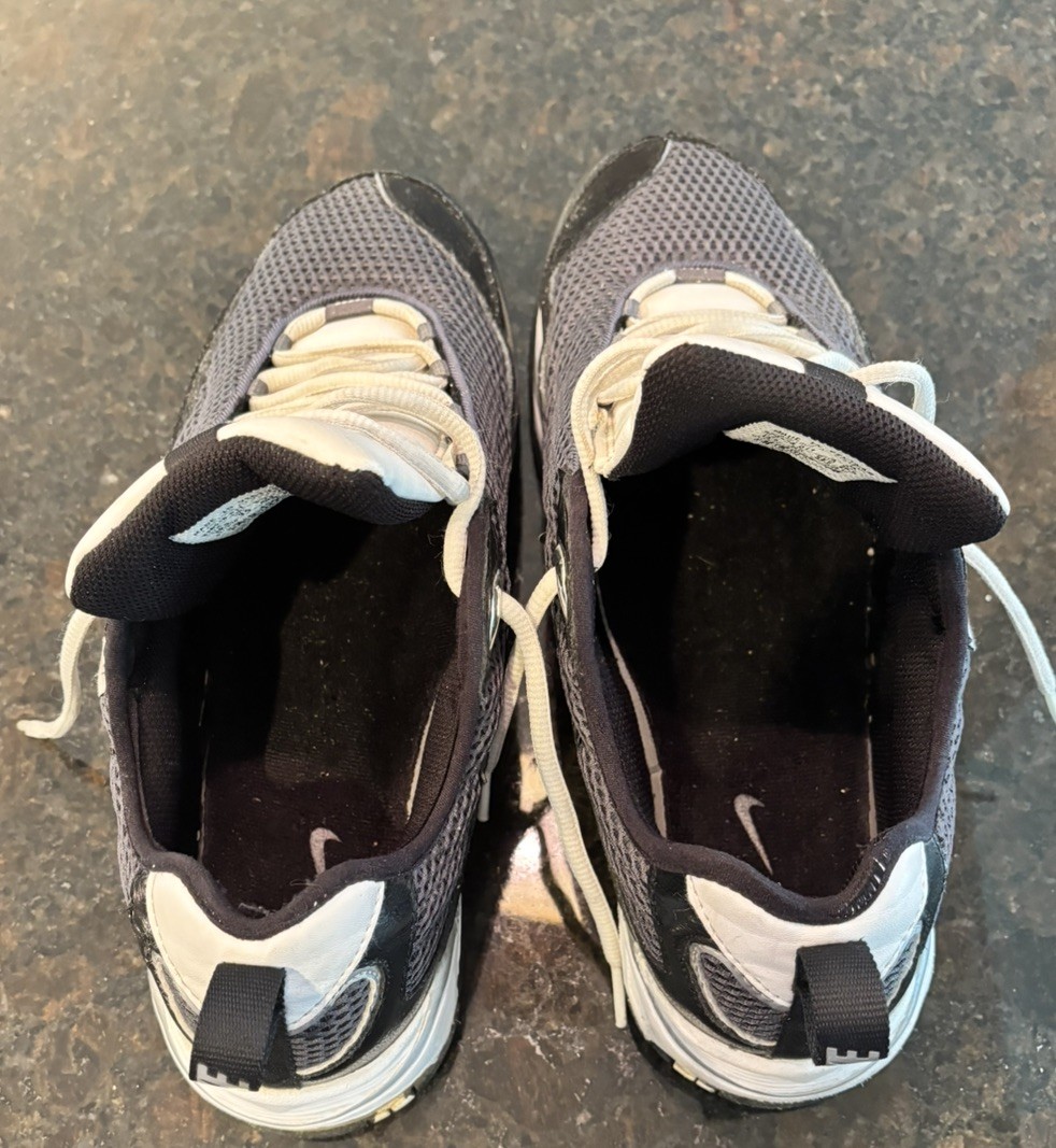 Nike Air MVP Running Cross Training Shoe Men’s Size 10.5 EU44.5 (336518-011)