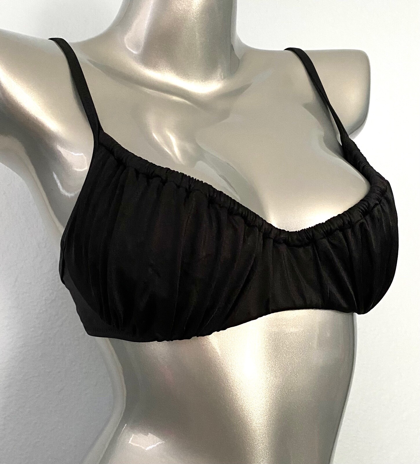 Victoria’s Secret Bikini Top Black Ruched Wicked Underwire Sling Swim Top