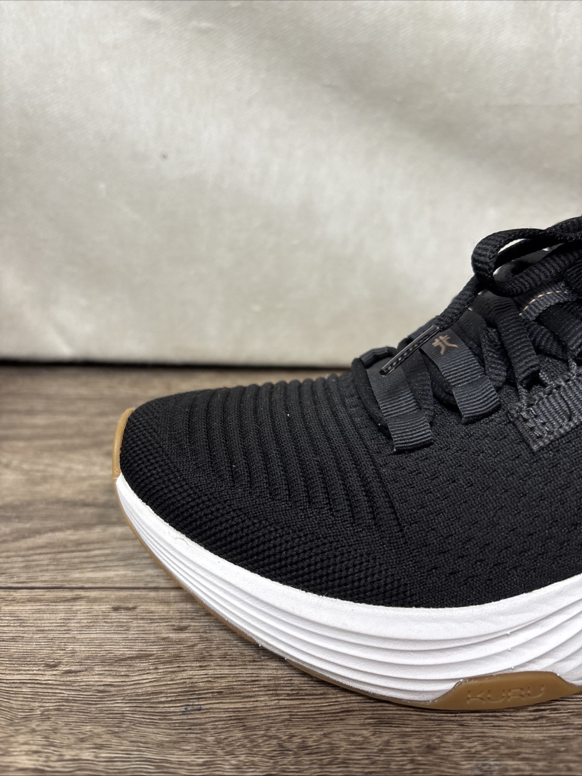 Kuru Atom 2 Womens Size 7.5 M Black Athletic Running Walking Shoes Sneakers