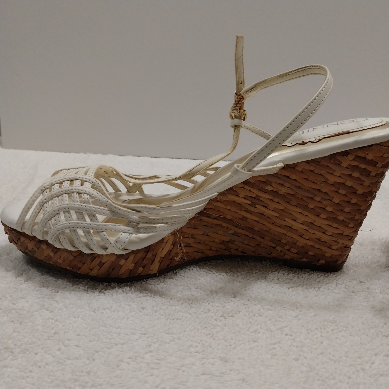 Vintage Connie Heels Size 8M White Straps #C002