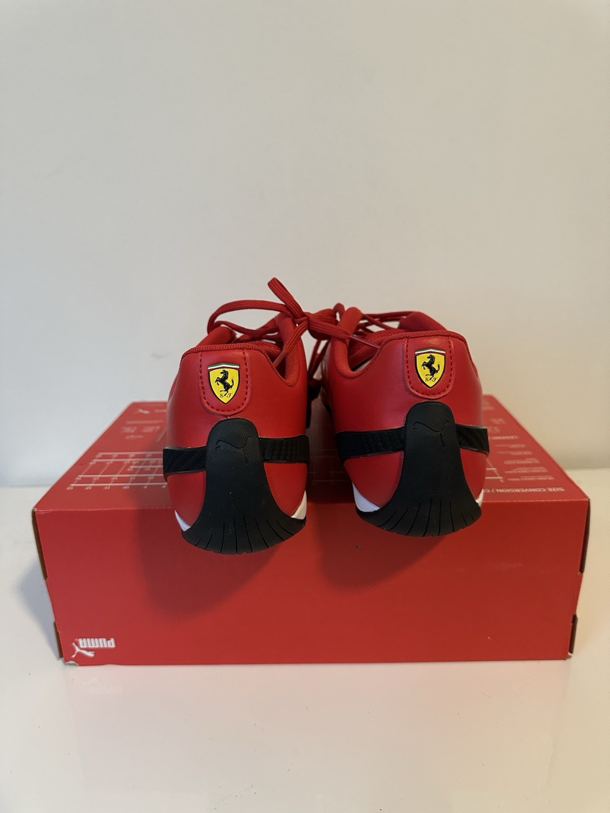 Size 13 PUMA Ferrari Carbon Cat Rosso Corsa/Red Mens Driving Shoes 307546 06