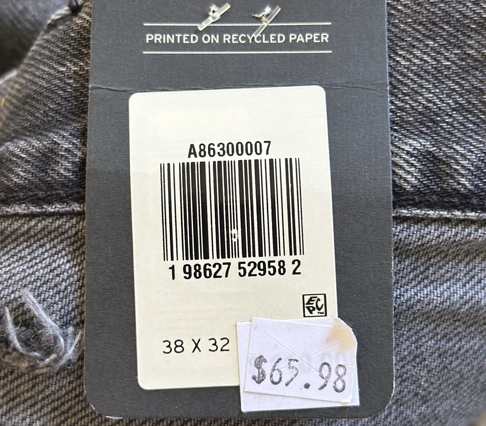 Levi’s Premium Men’s 567 Relaxed Flare Jeans