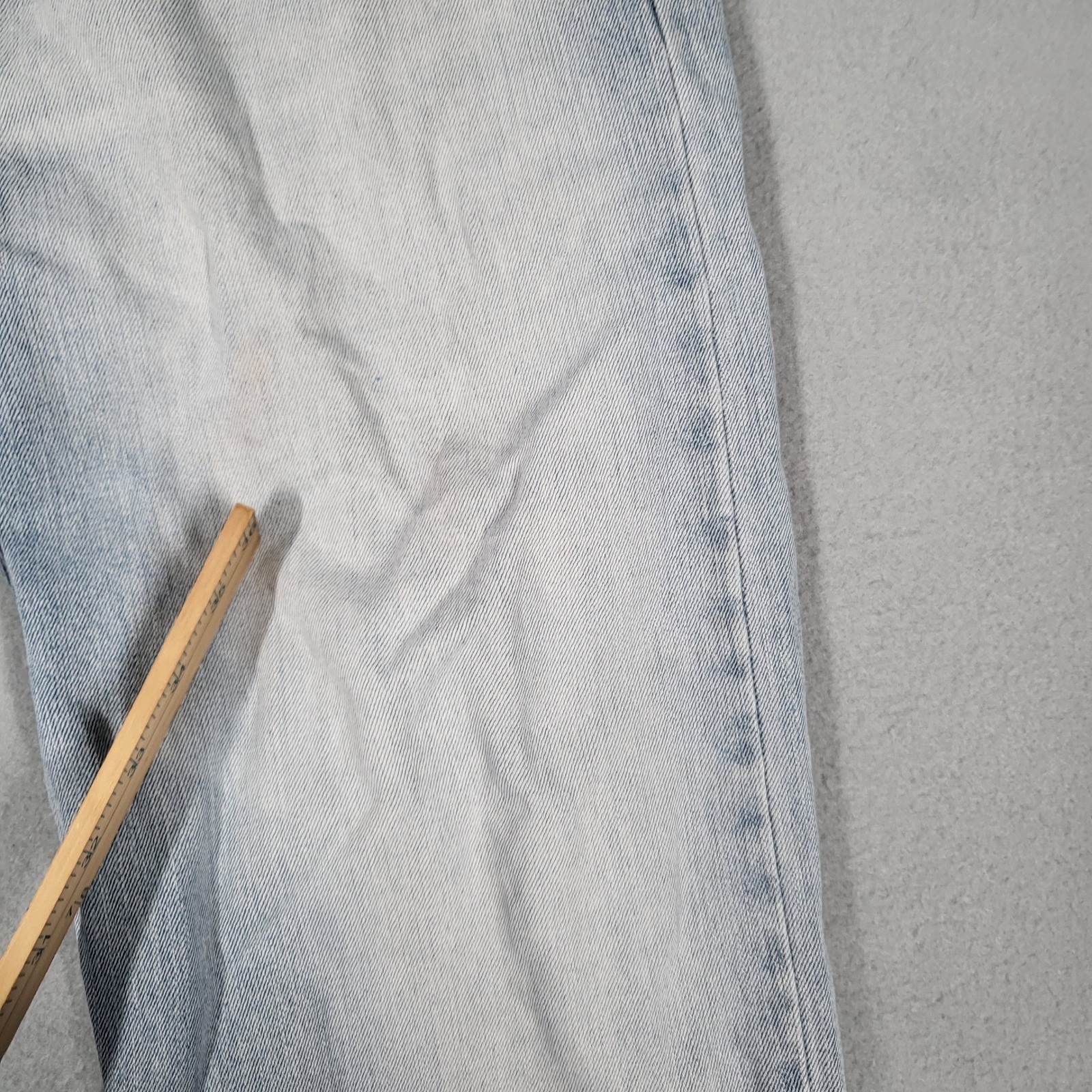 Levi’s 505 Regular Fit Jeans Men’s 36×29 Light Wash Denim Distressed Casual