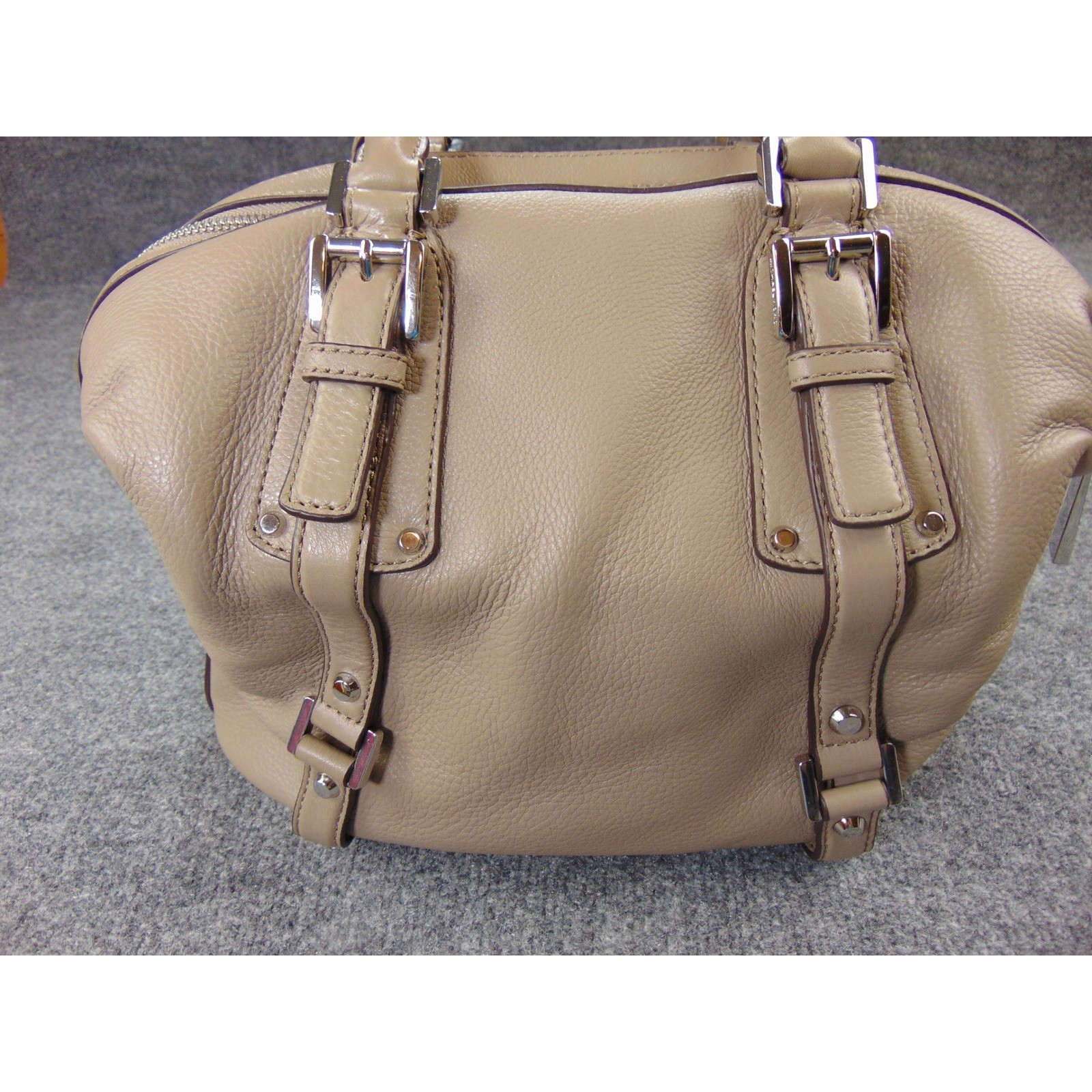 Michael Kors Bedford Satchel Tan Solid Leather Buckle Accent Handbag Purse