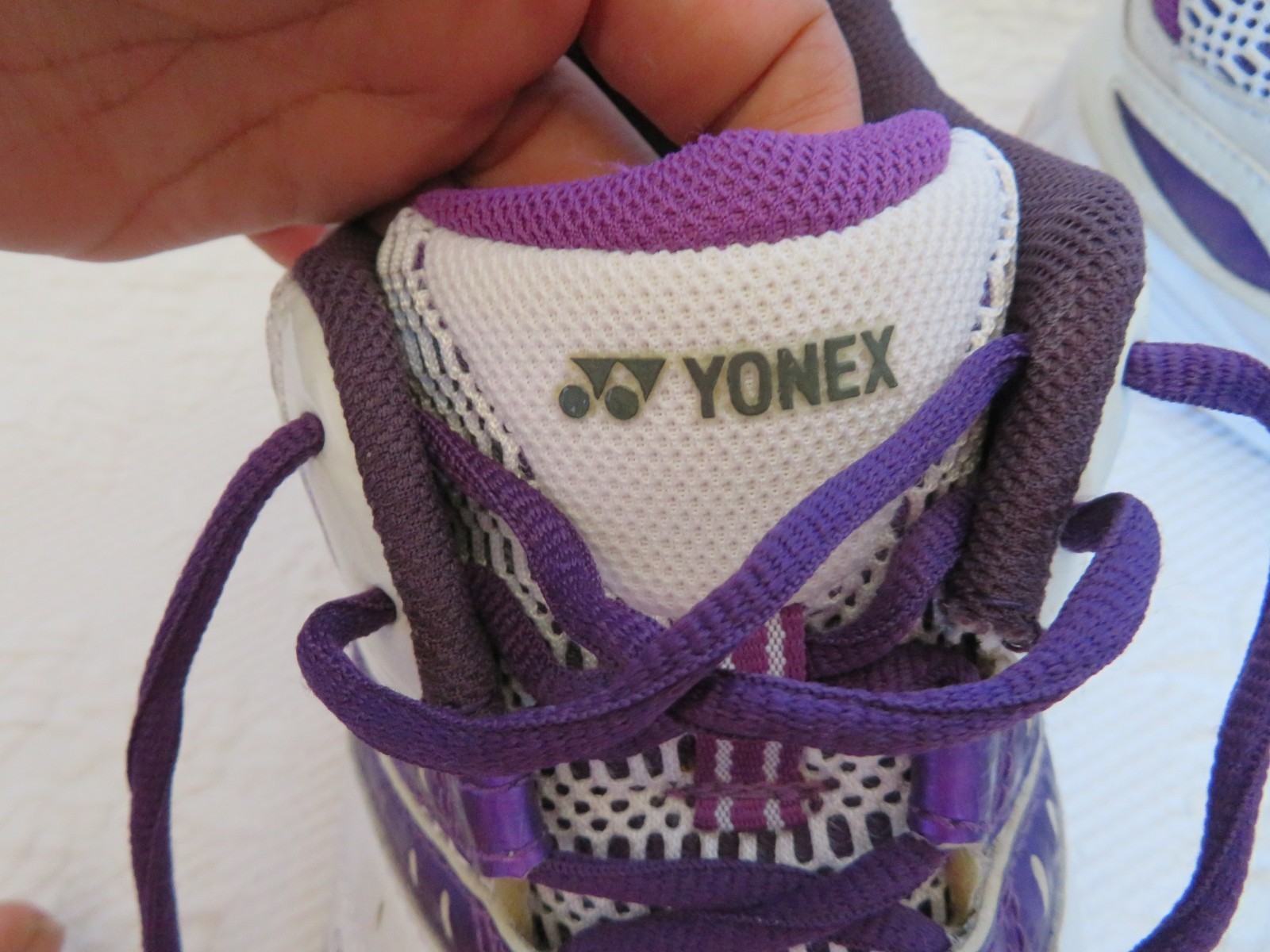 MEN’S YONEX SHB-83WEX EXTRA WIDE PURPLE/WHITE BADMINTON SHOES, SZ 11