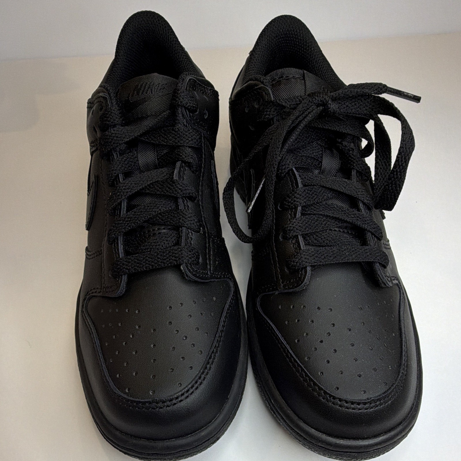 Nike Dunk Low GS Low Top Lace-Up Black/Black Leather Kids 6Y FB9109 009
