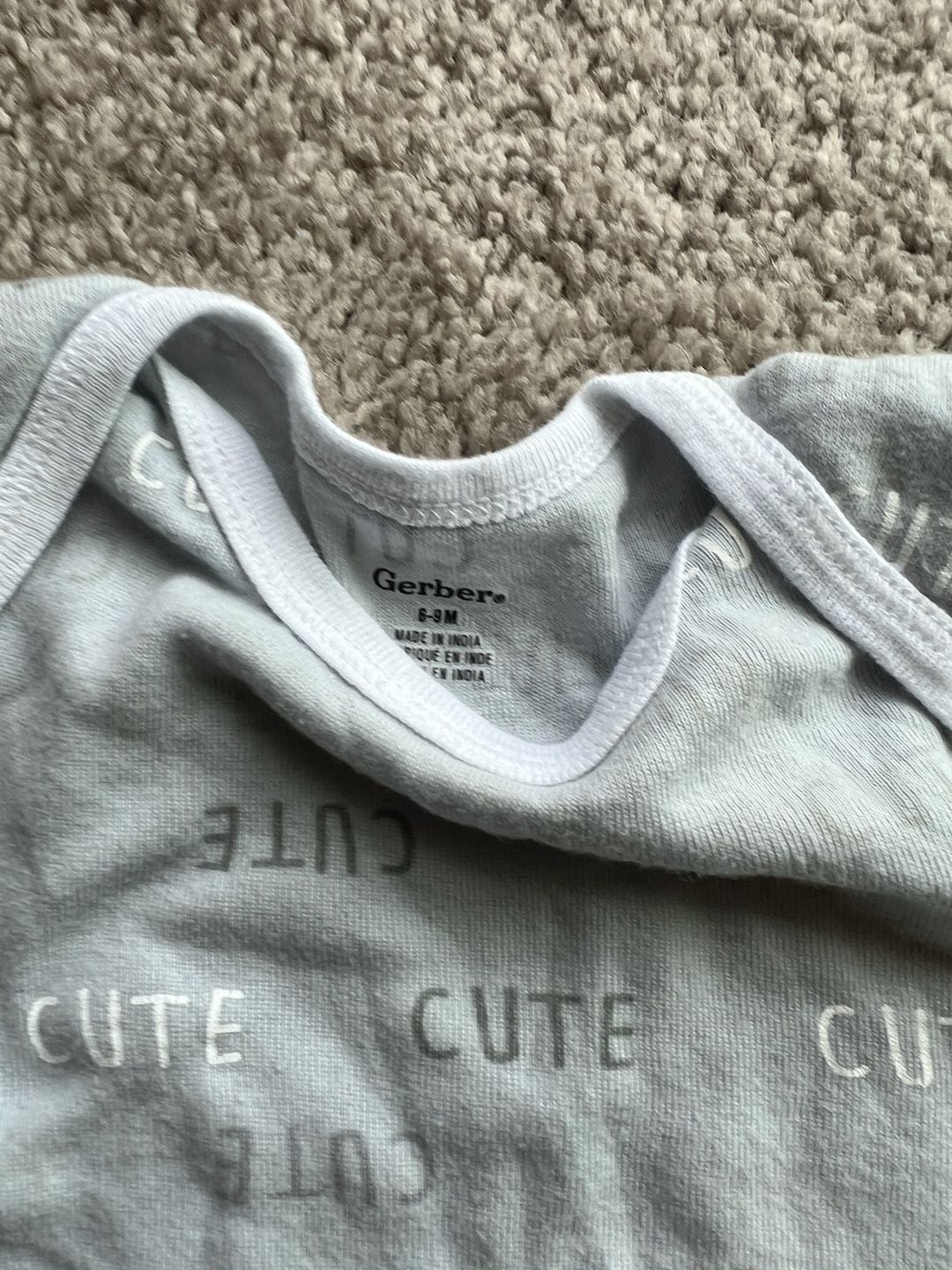 (#17) 5 Baby Bodysuits & Under Armour Polo and Gerber (Size 6-9M)