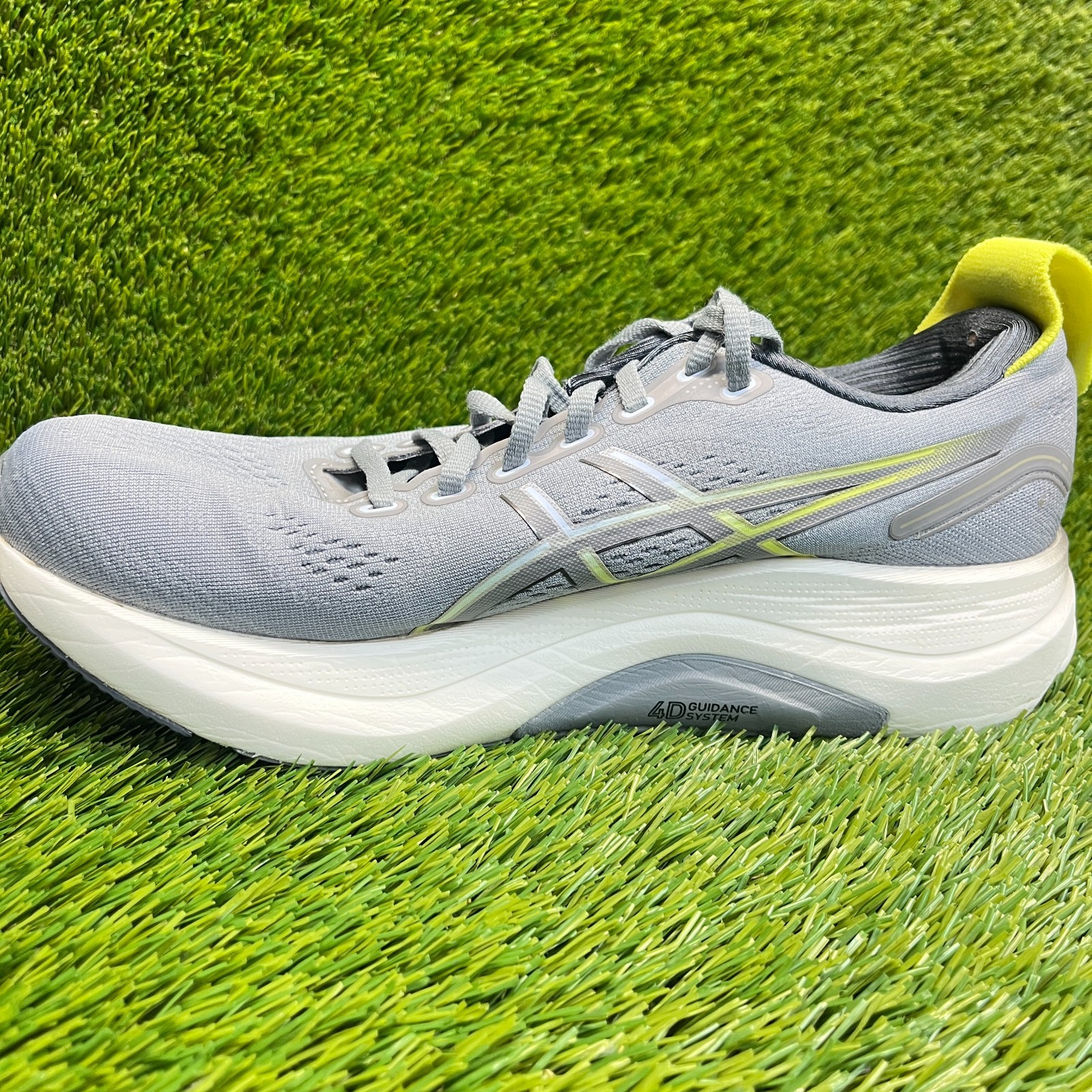 Asics Gel-Kayano 32 Mens Size 10.5 Gray Yellow Athletic Running Shoes Sneakers