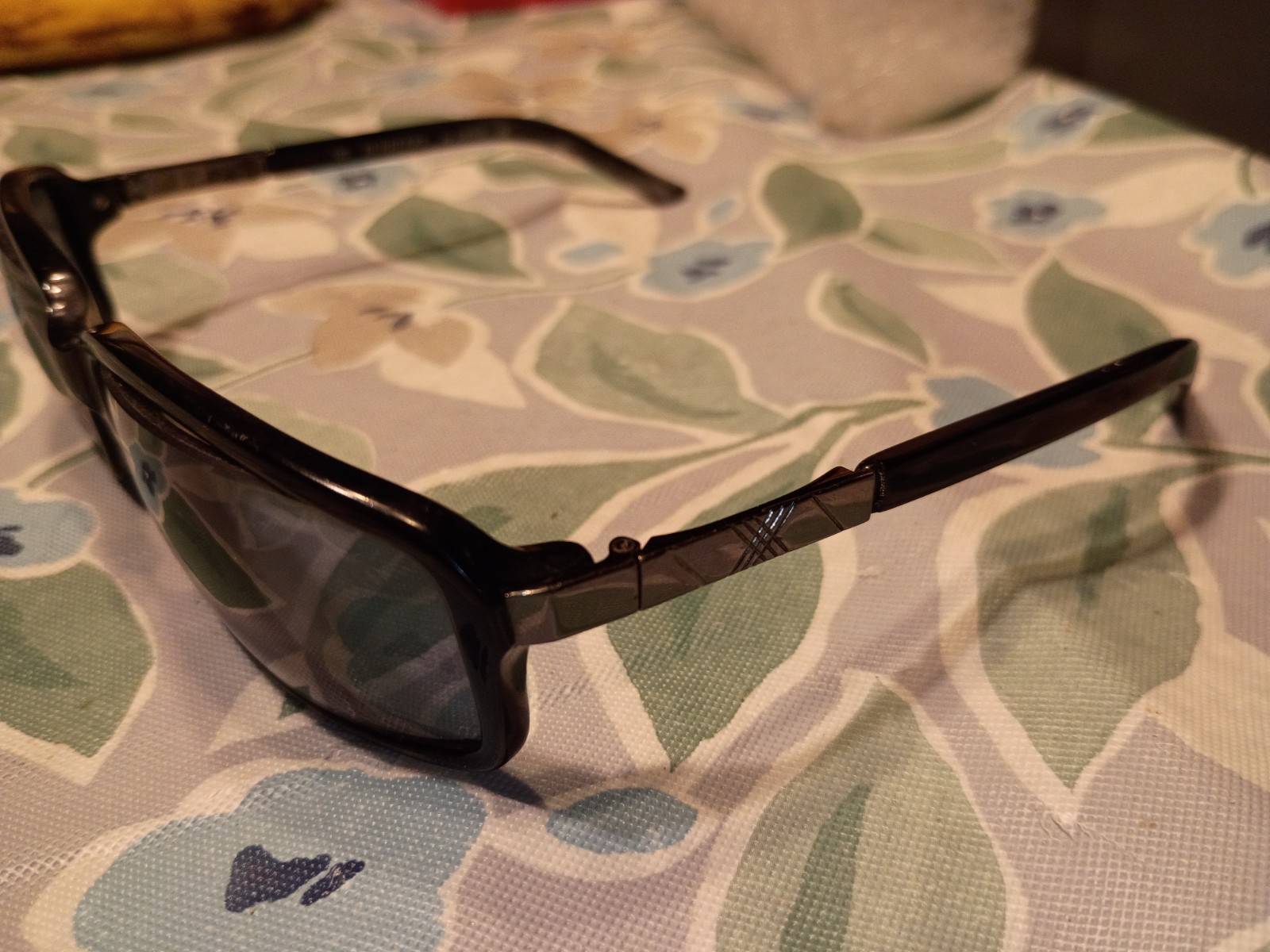 Burberry B 8352/S 807 Sunglasses Black Silver 59-17-120mm