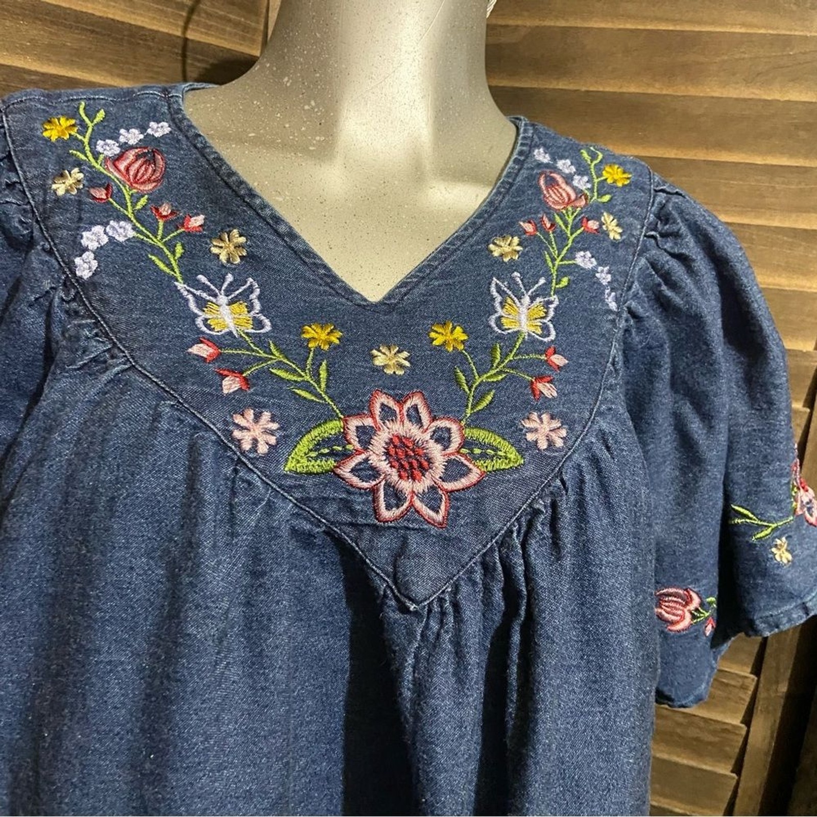 Loungees Midi Boho Chambray Dress Blue Denim Embroidered Floral Cotton Sz Large