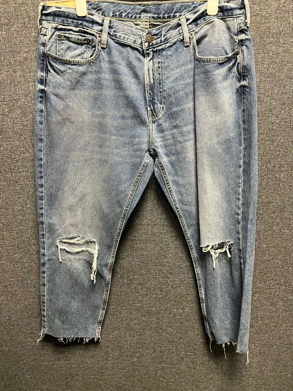 Hollister Tapered Cropped Ripped Jeans W38 TD024 AA 06