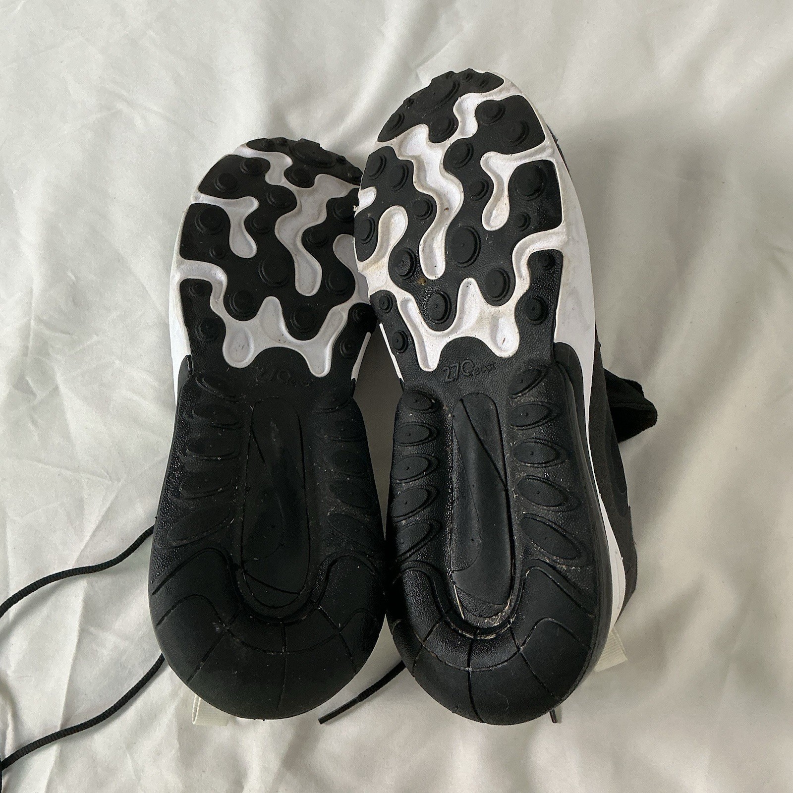Nike Air Max 270 React Black White Athletic Running Shoes Womens Size 8