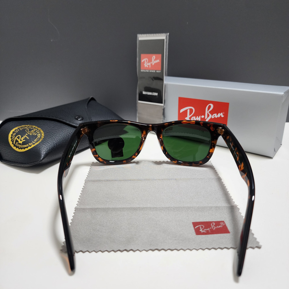 Ray-Ban RB2140-F Wayfarer Sunglasses Tortoise Frame Glass Green Lens 50-22 mm