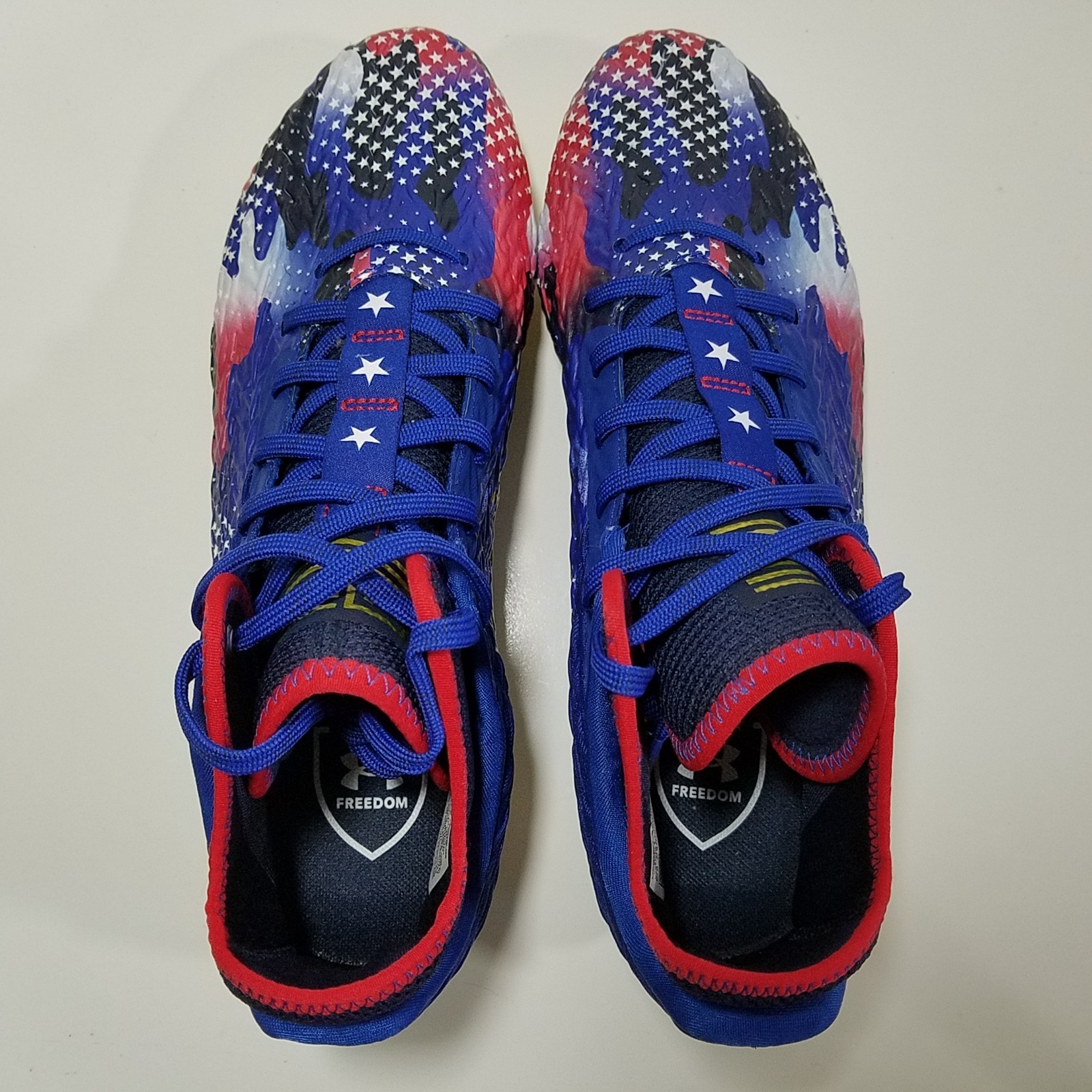 Under Armour Spotlight Clone 4 MC Football USA Blue – Men’s 10.5 – 3027296-400