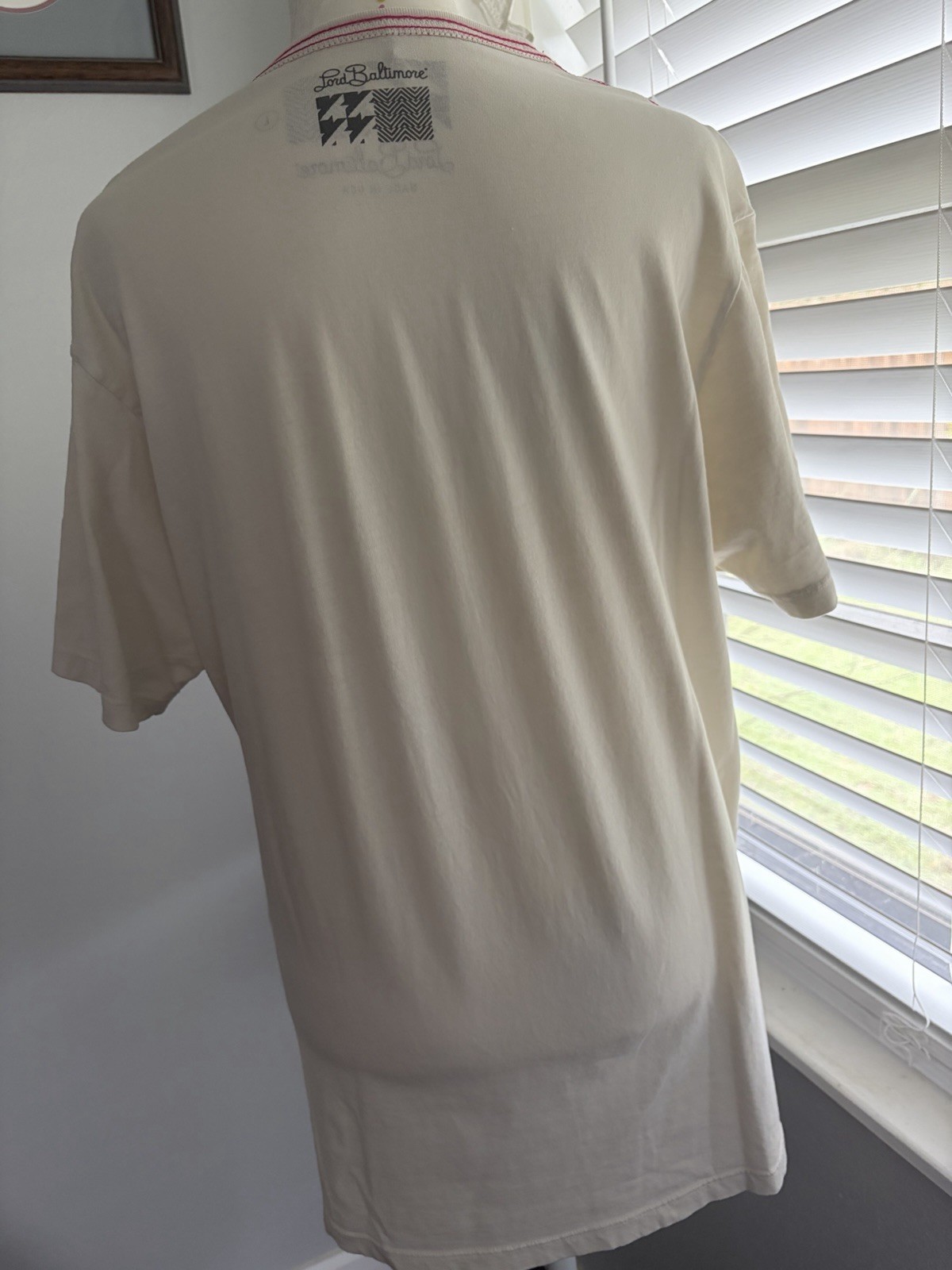 Ed Hardy Lord Baltimore Beige Graphic Tshirt Rare L (T1-6)