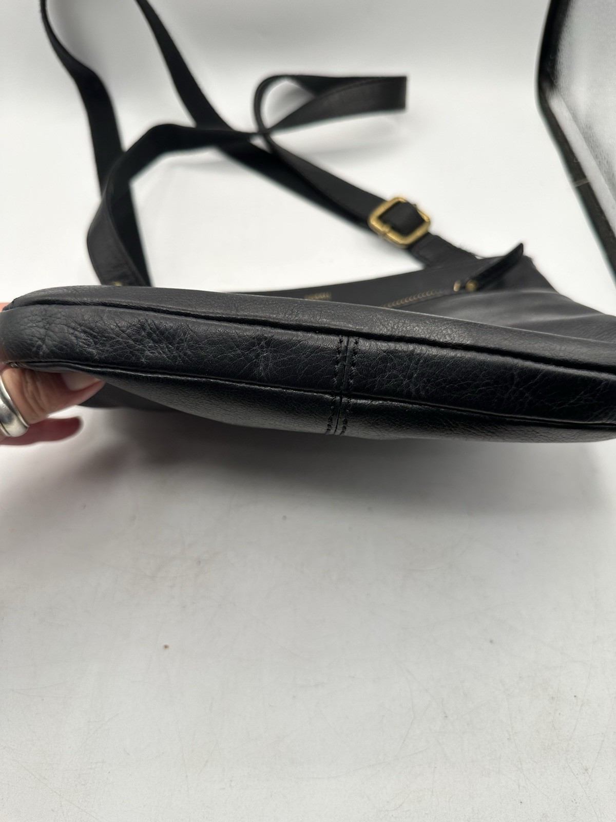Fossil SHB 1112 Purse Black Leather Crossbody Or Shoulder 58” Adjustable Strap