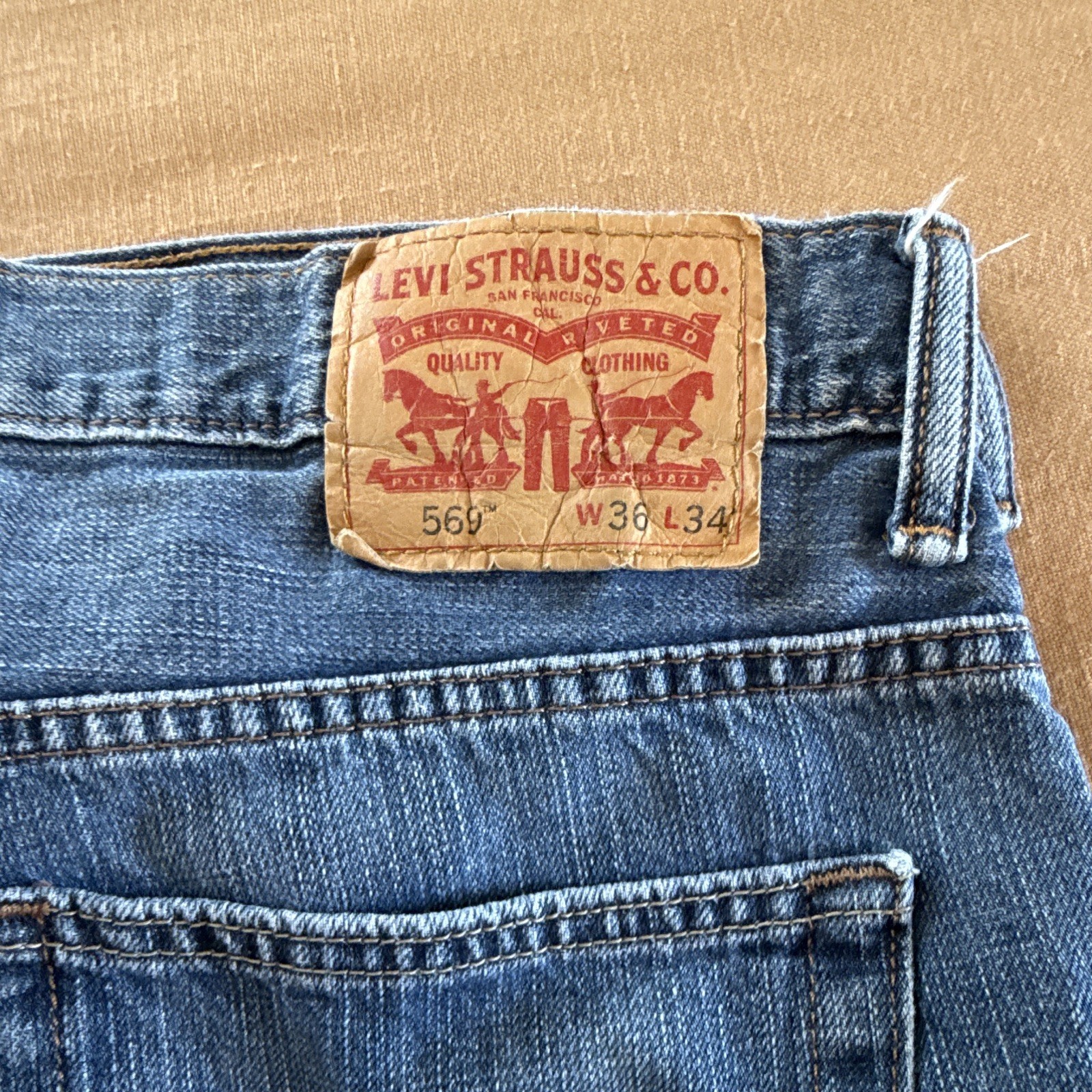 Levi’s Men’s 500 Series Straight Loose Fit Mid Rise Medium Wash Denim Jeans