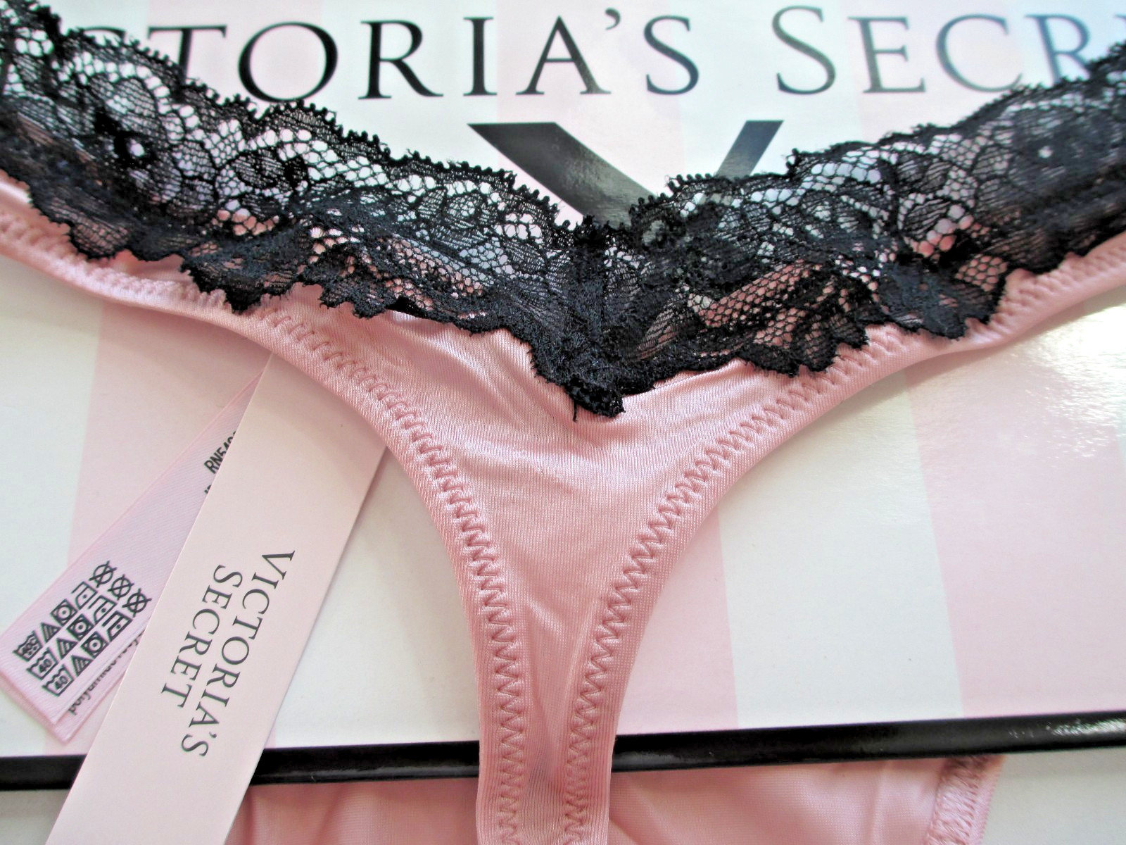 VICTORIA’S SECRET VERY SEXY High Leg Thong Panty S M L XL Pink Black Lace Trim