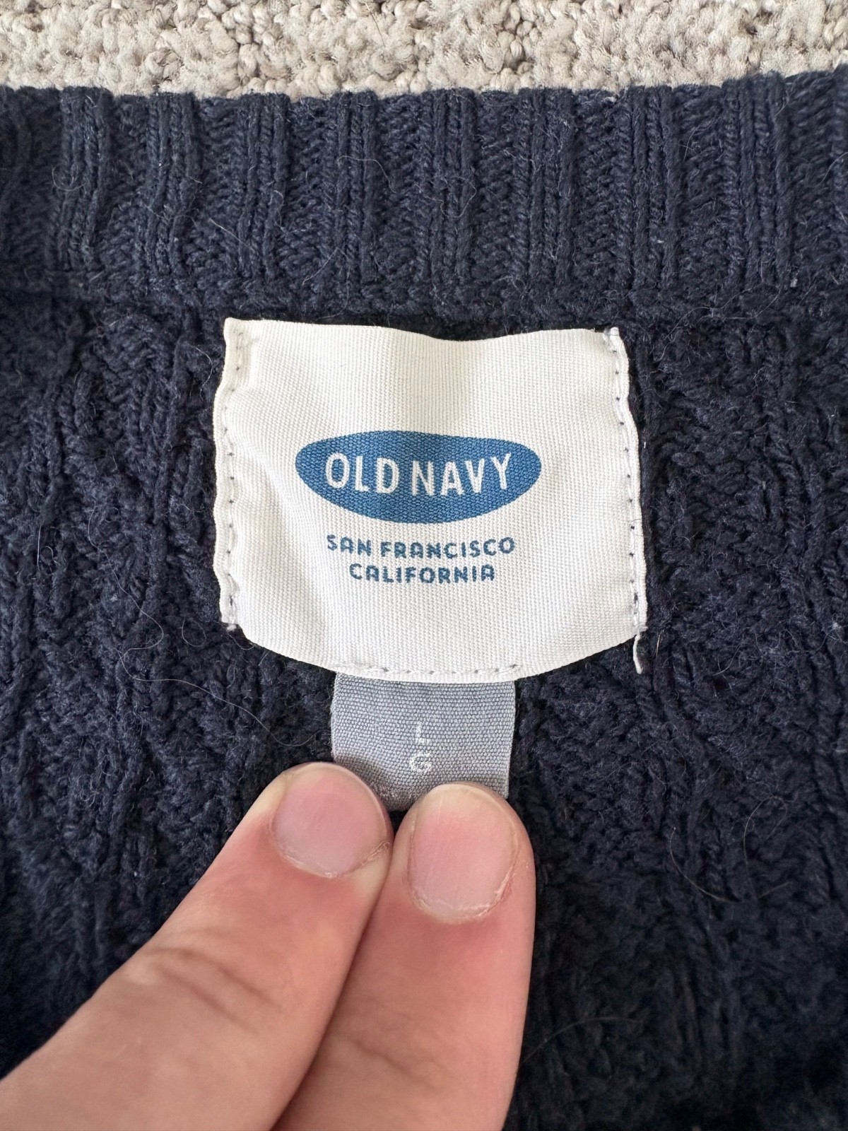 Old Navy Fishermans Sweater Sz L