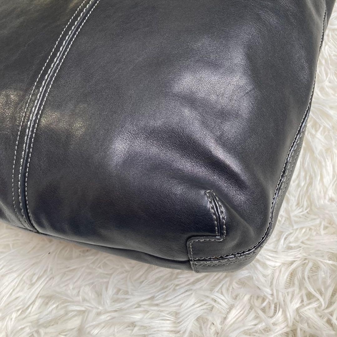 COACH Legacy Bleecker bucket style Black Leather