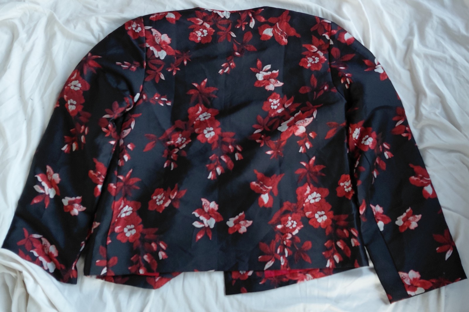 NWT Dennis Basso Platinum Floral Cropped Jacket Sz 6 Red A301451 Women ZB2