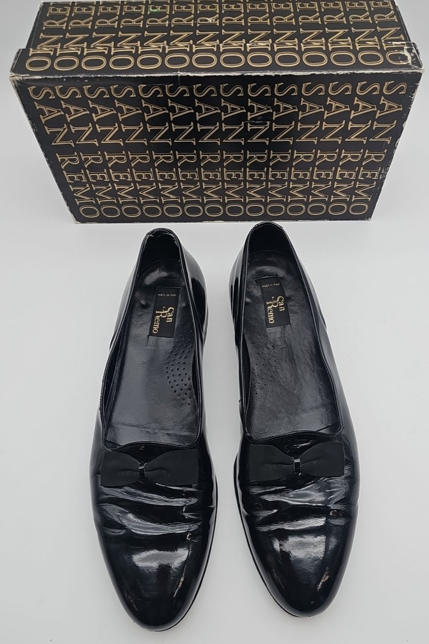 Pre-owned excellent. Made in Italy. Formal bow. 11