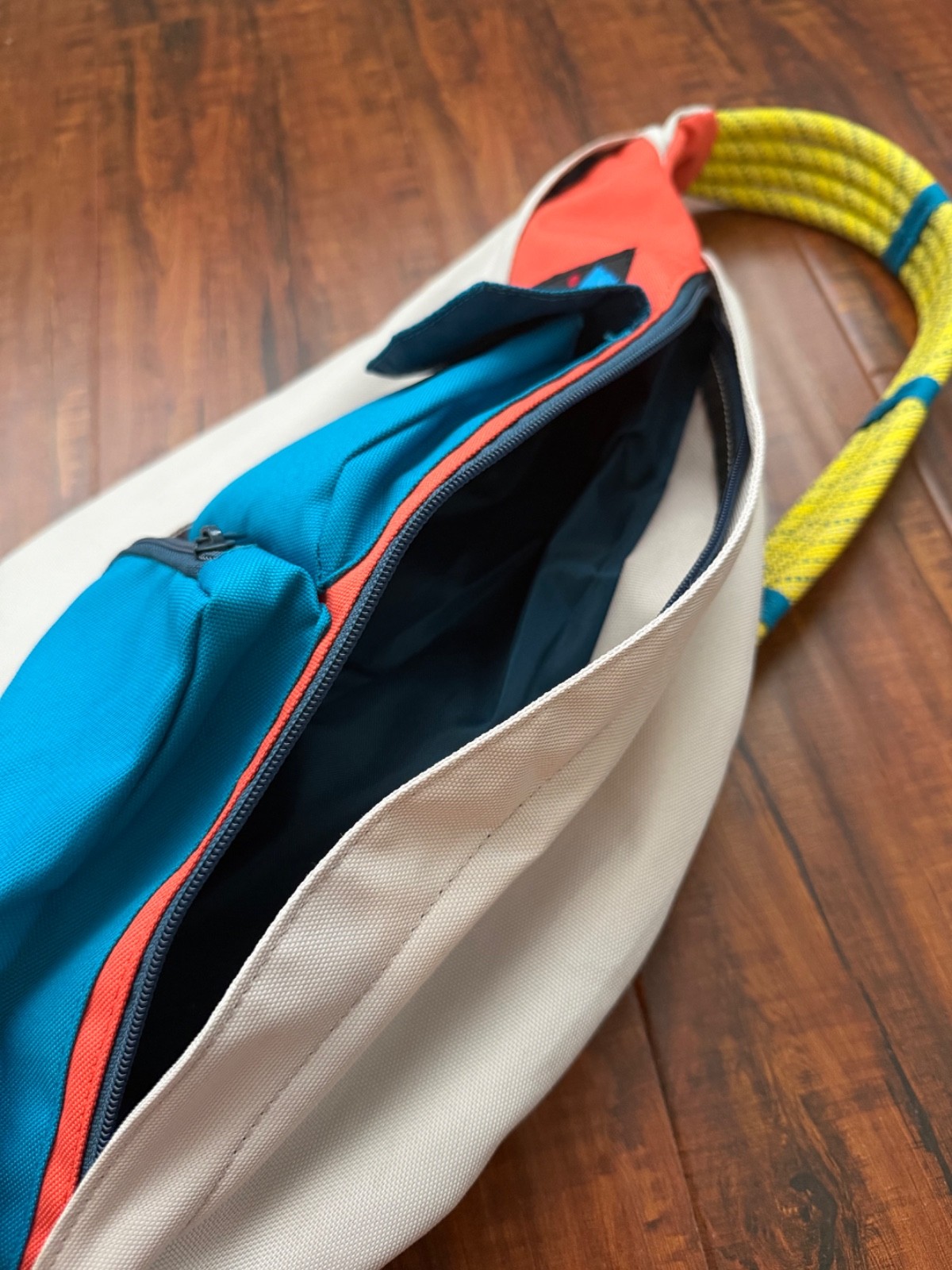 KAVU Rope Sling Bag Pack Canvas Tan Desert Beige Khaki Orange Blue Yellow EUC