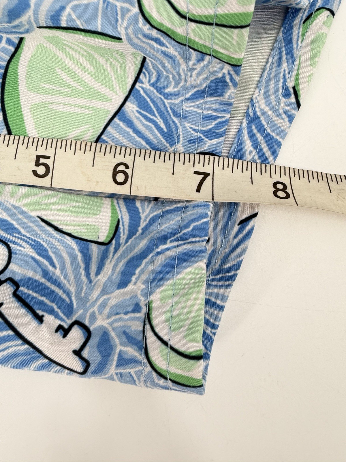 Vineyard Vines Swim Trunks Mens XXL Key Lime Print Mesh Lined Stretch 7” Inseam