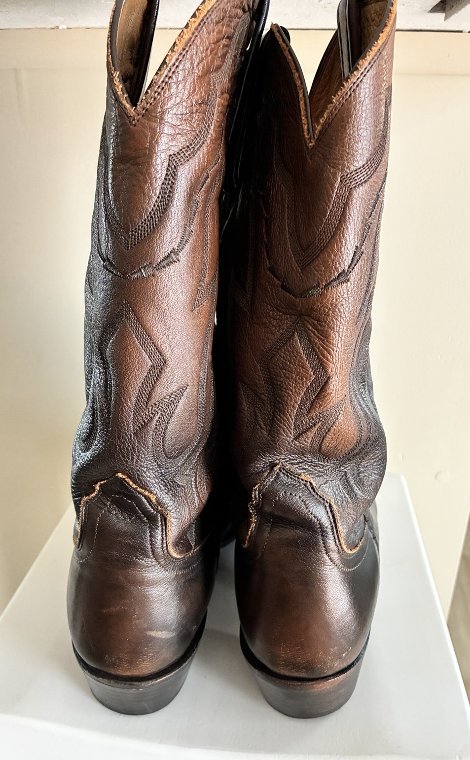 Lucchese Cowboy Boots 2000 Lone Star Calfskin Men’s 11 B T3099R4 Walnut Brown